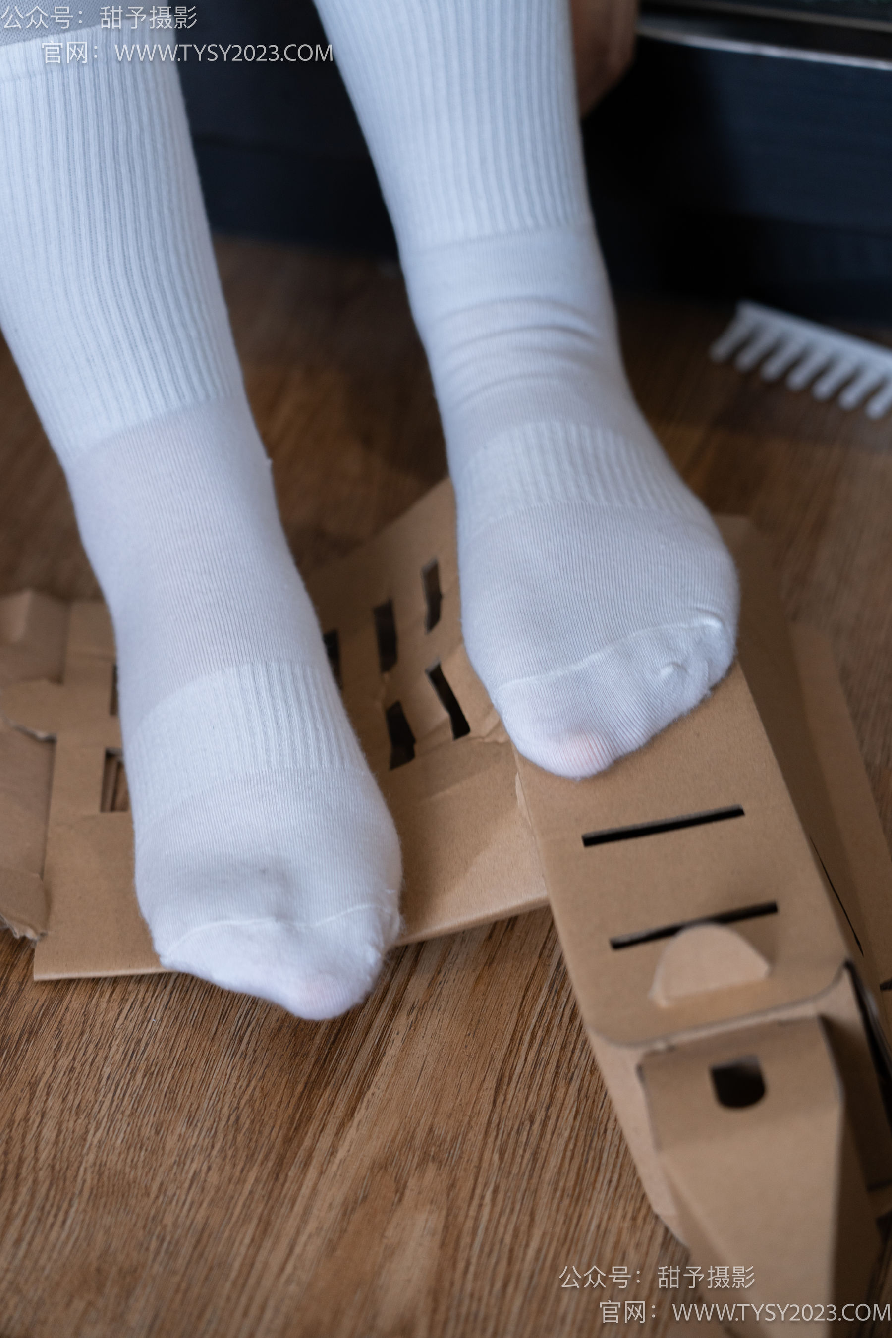 甜予摄影 No.104 璇璇 - 帆布鞋、白棉袜、裸足、小人国剧情/(134P)