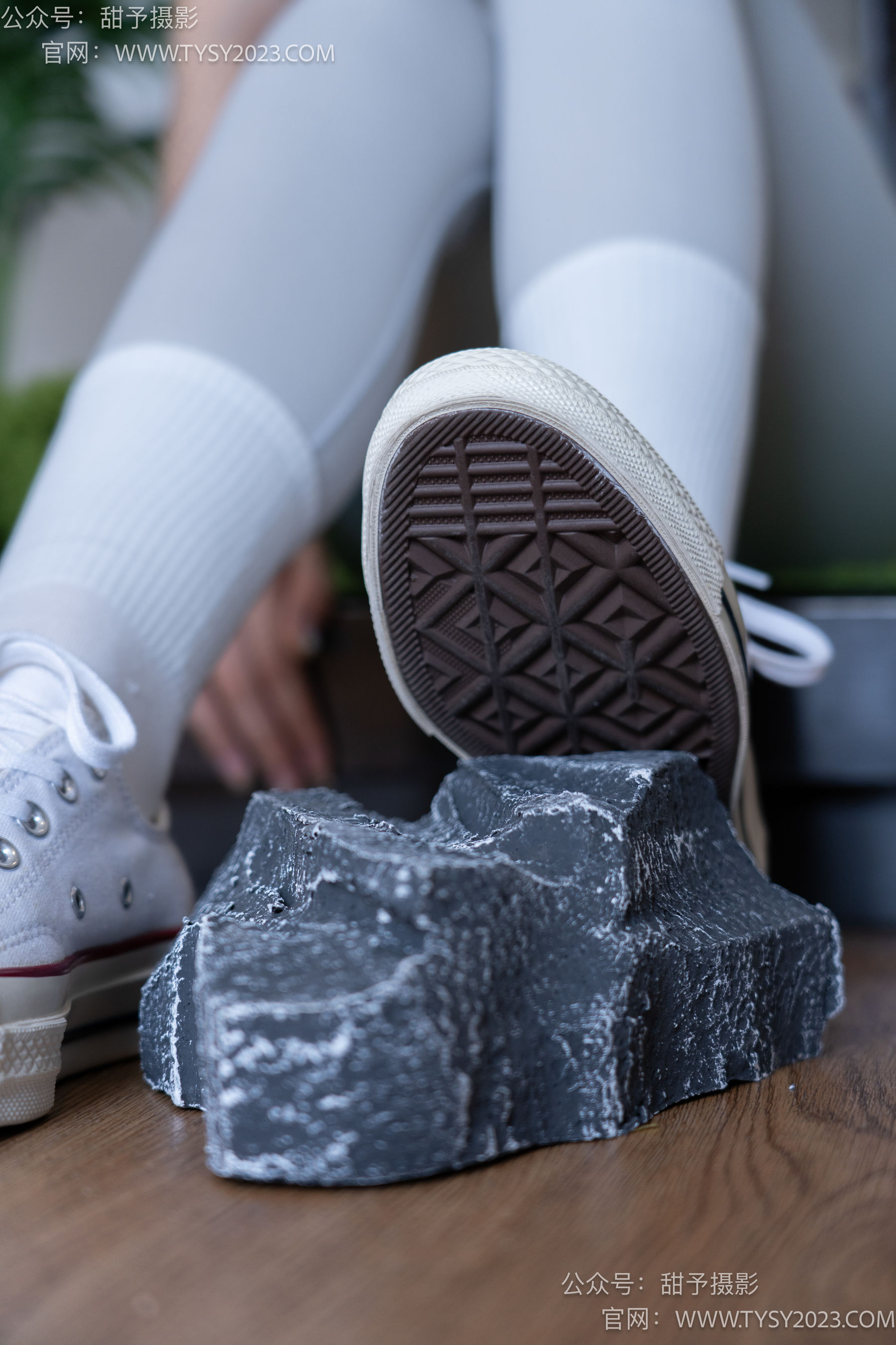 甜予摄影 No.104 璇璇 - 帆布鞋、白棉袜、裸足、小人国剧情/(134P)