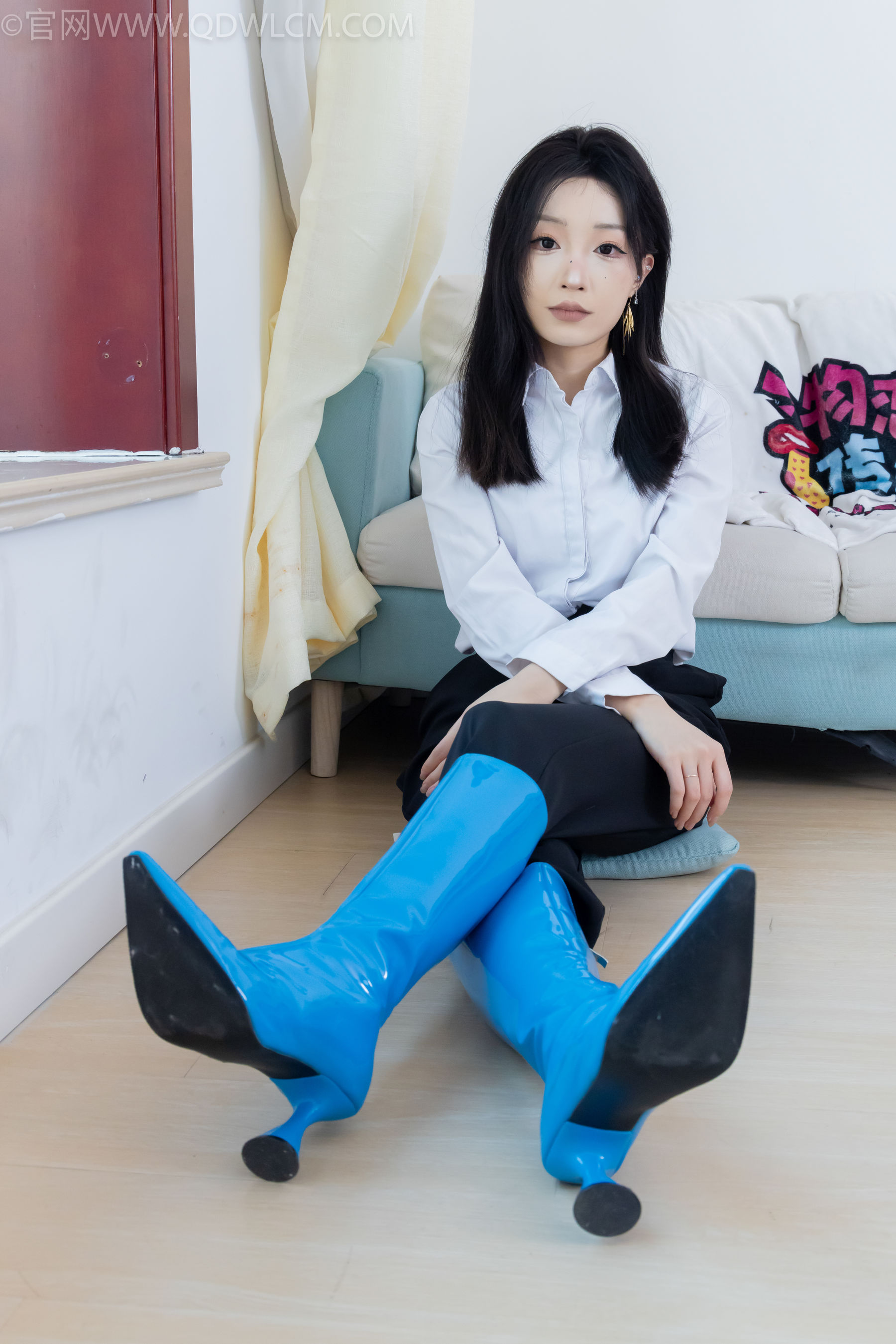 物恋传媒 No.2267 嘟嘟 -高跟长靴、薄黑丝/(238P)