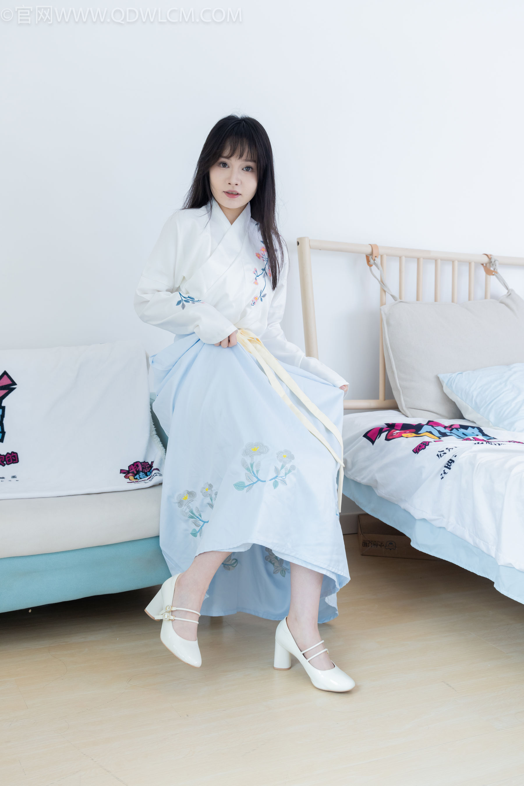 物恋传媒 No.2270 小酒 -高跟鞋、布鞋、白棉足袋、汉服/(191P)