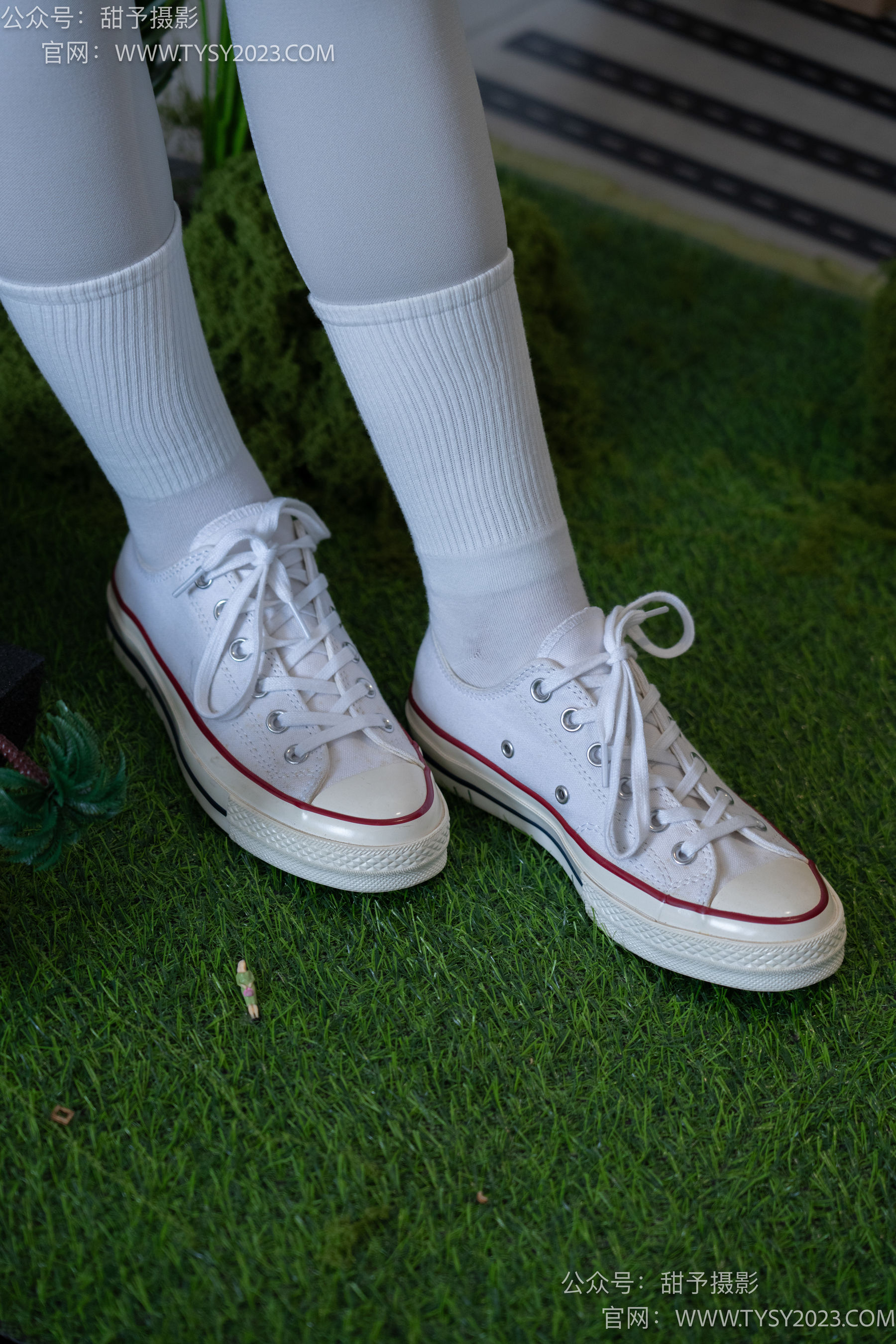 甜予摄影 No.104 璇璇 - 帆布鞋、白棉袜、裸足、小人国剧情/(134P)