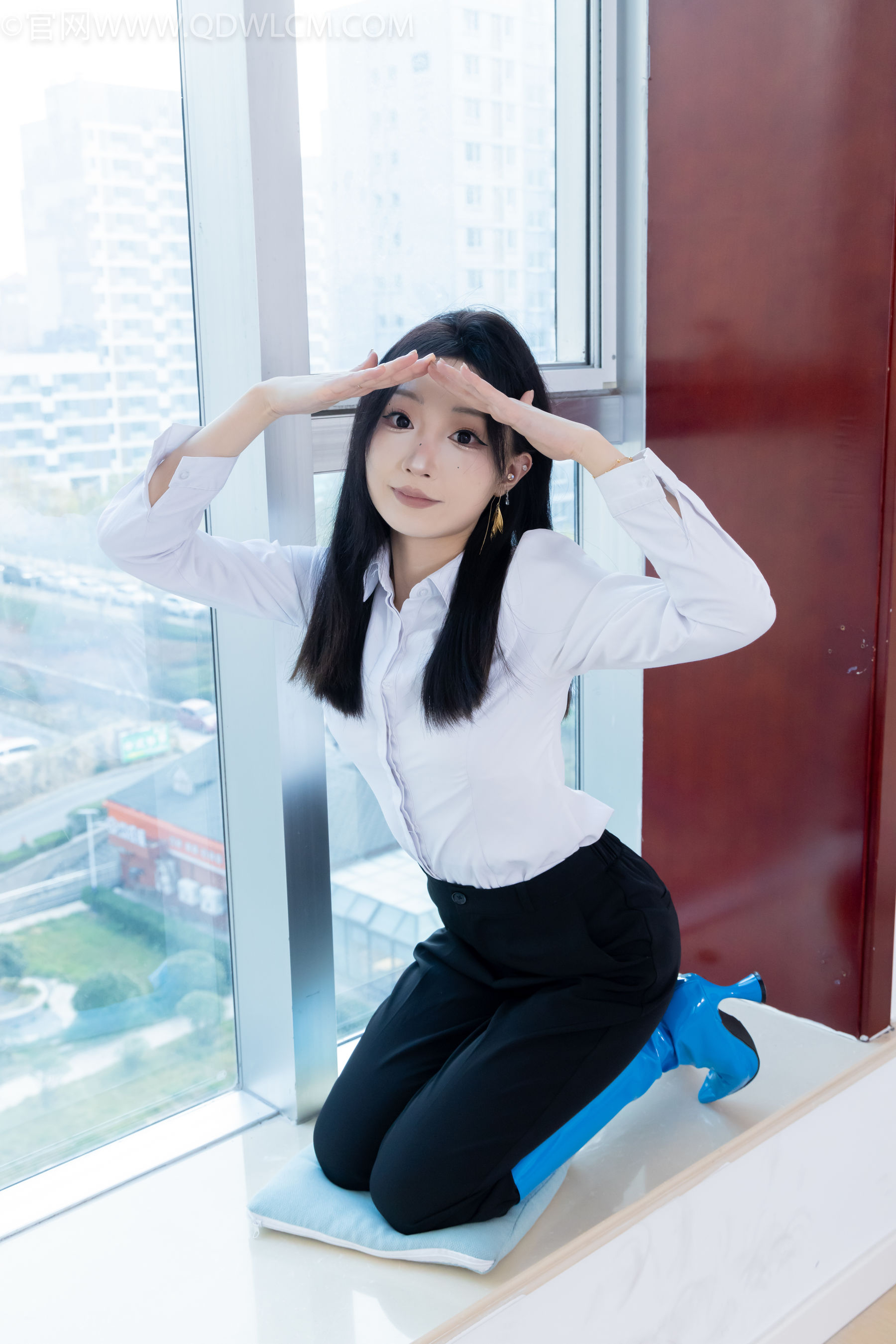 物恋传媒 No.2267 嘟嘟 -高跟长靴、薄黑丝/(238P)