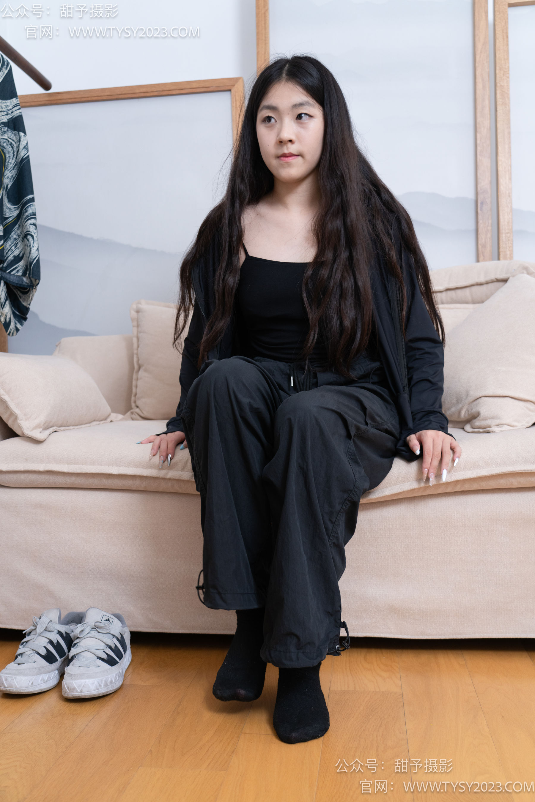 甜予摄影 No.103 小云 - 板鞋、黑棉袜、裸足、剪指甲泡脚剧情/(143P)