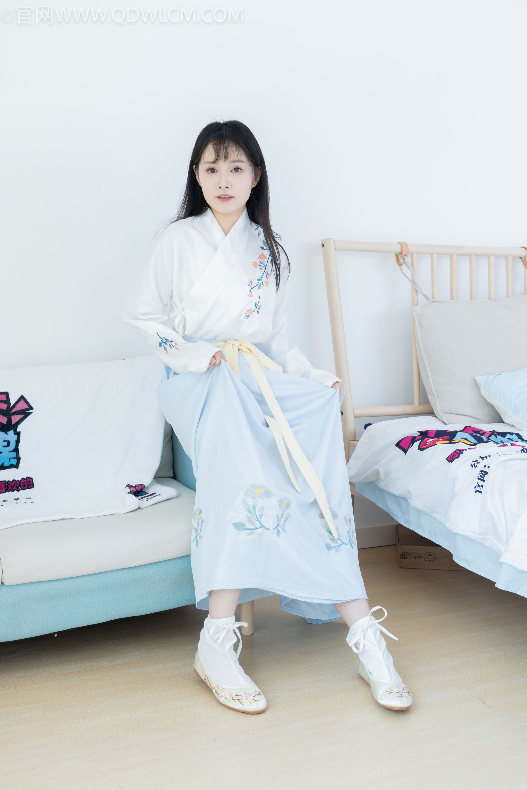 物恋传媒 No.2270 小酒 -高跟鞋、布鞋、白棉足袋、汉服/(191P)