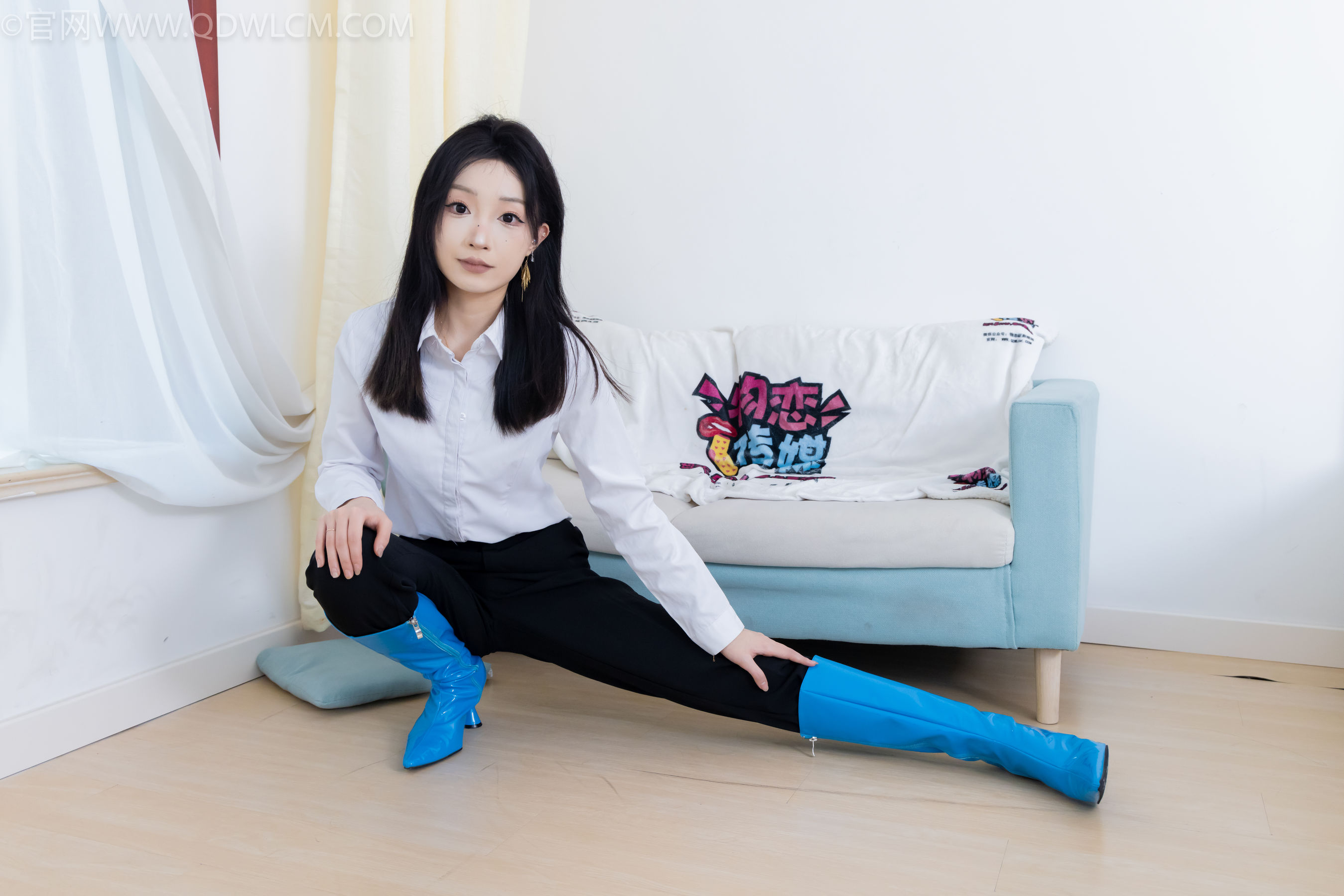 物恋传媒 No.2267 嘟嘟 -高跟长靴、薄黑丝/(238P)