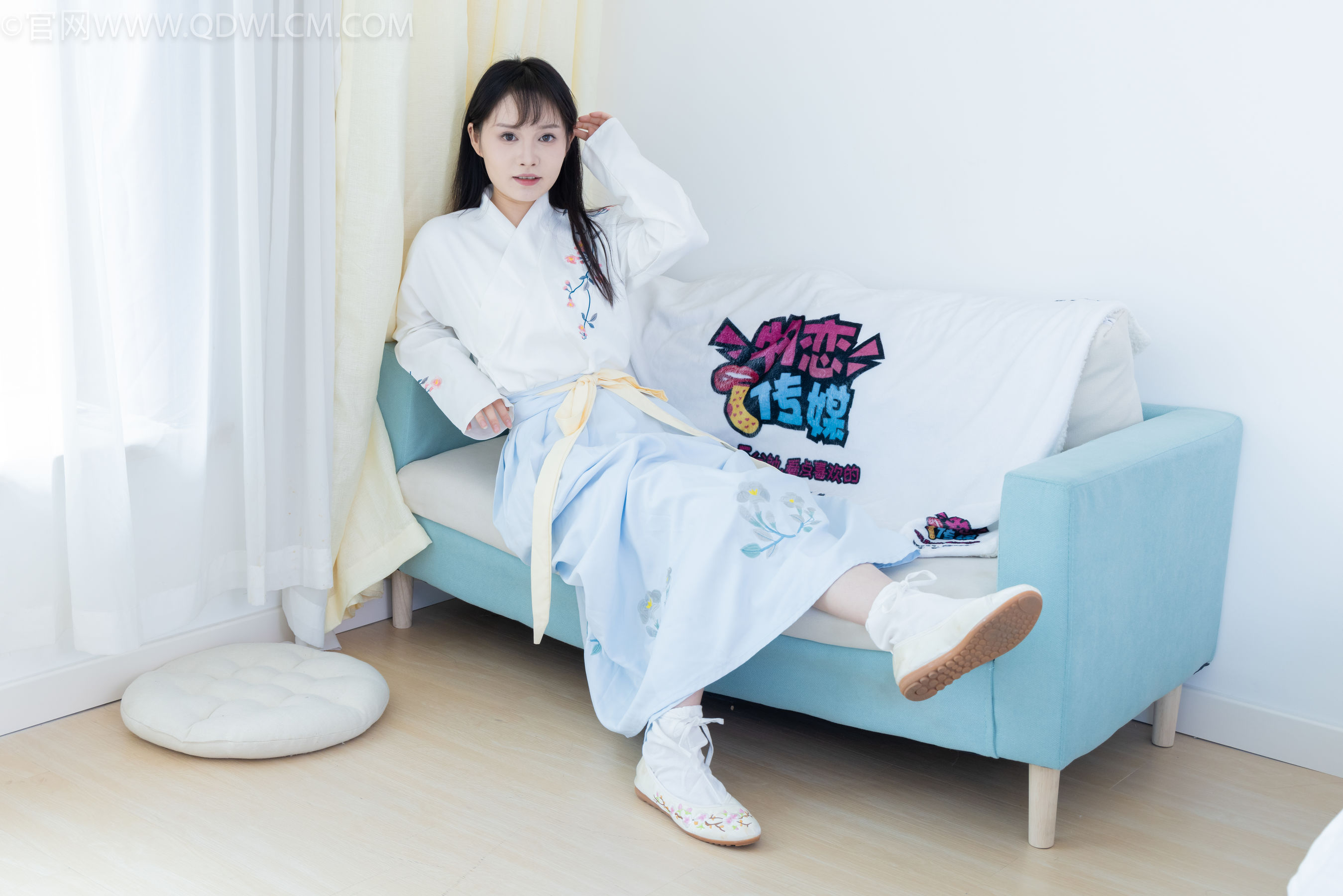 物恋传媒 No.2270 小酒 -高跟鞋、布鞋、白棉足袋、汉服/(191P)