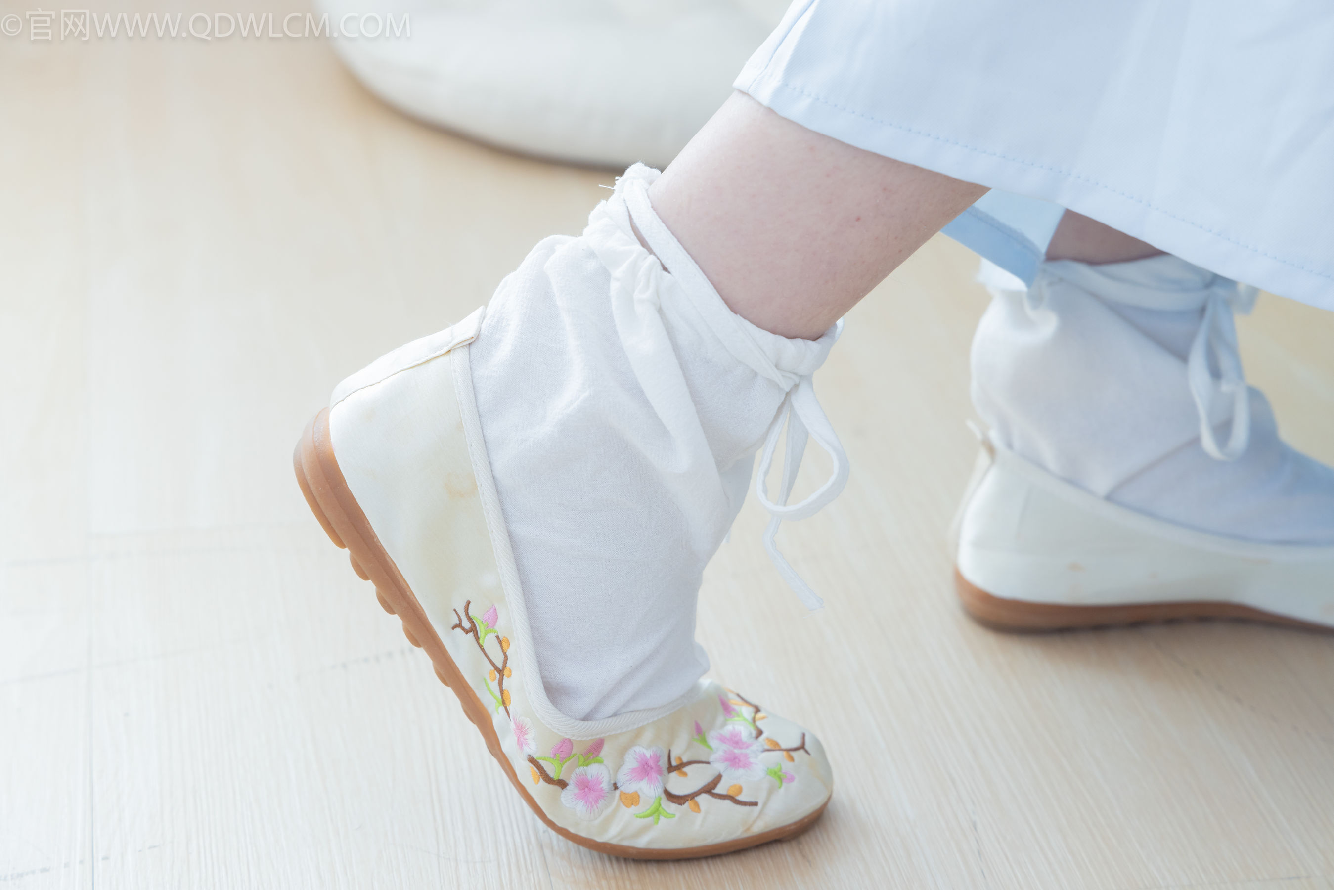 物恋传媒 No.2270 小酒 -高跟鞋、布鞋、白棉足袋、汉服/(191P)