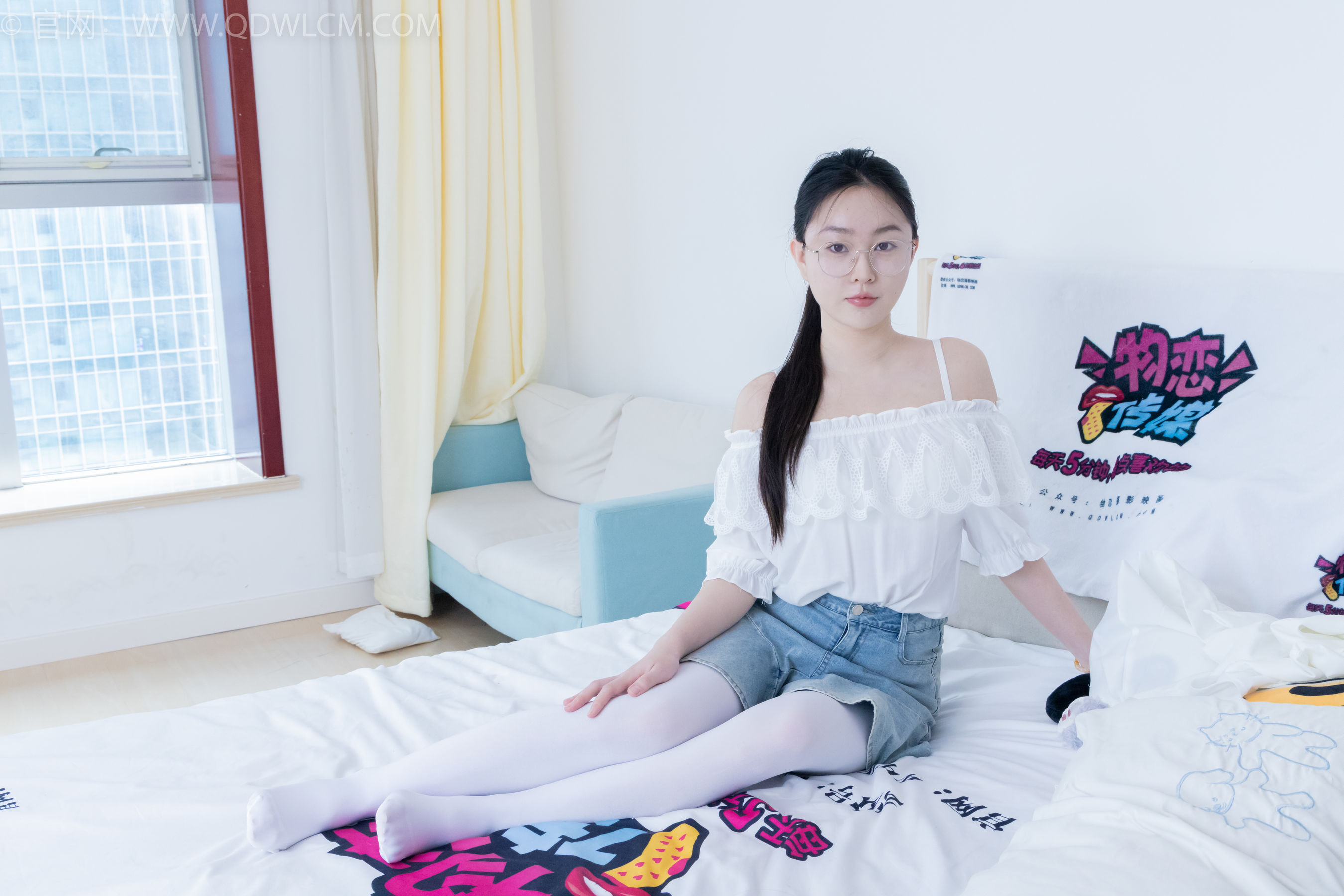 物恋传媒 No.2246 美兔 -皮鞋、厚白丝、皮筋绑脚老头乐挠脚剧情/(150P)