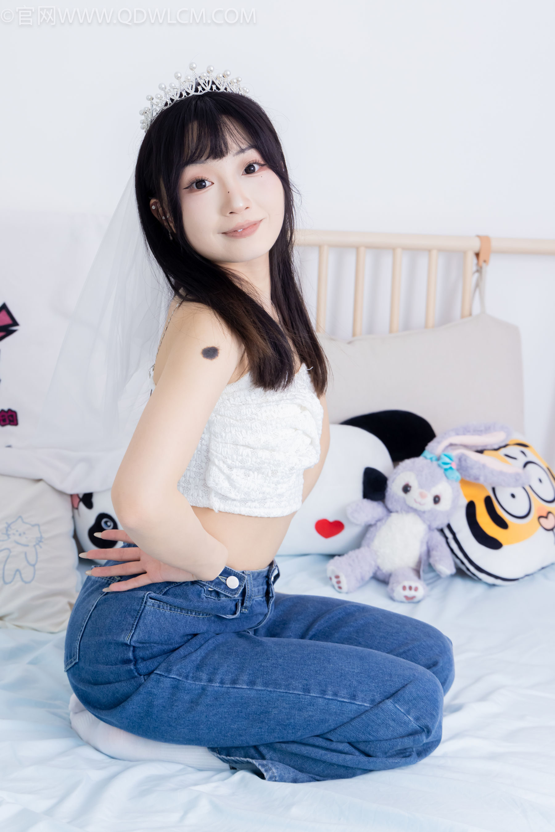 物恋传媒 No.2258 嘟嘟 -板鞋、白棉袜、裸足/(161P)