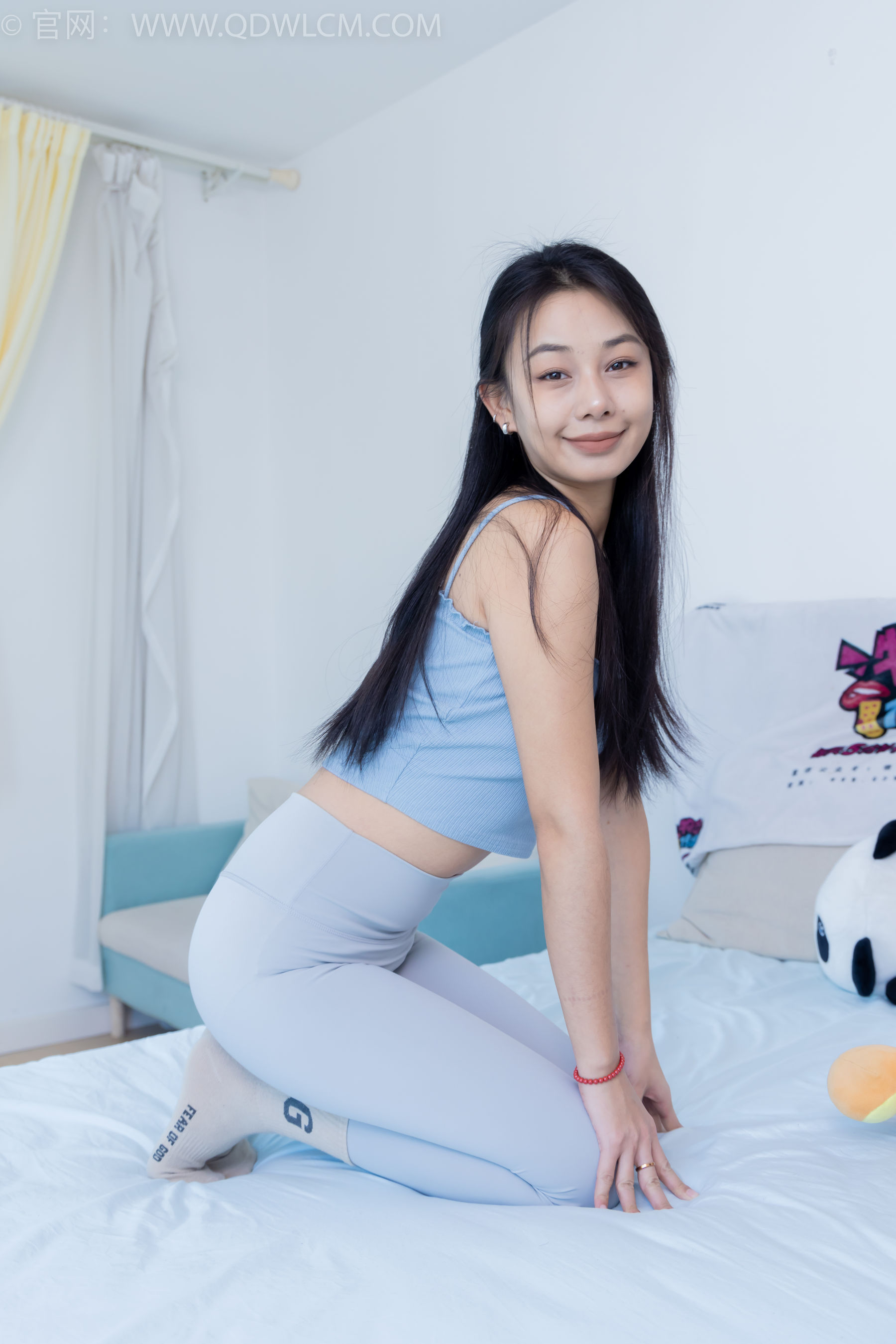 物恋传媒 No.2254 岚岚 -瑜伽裤、板鞋、两双棉袜/(160P)