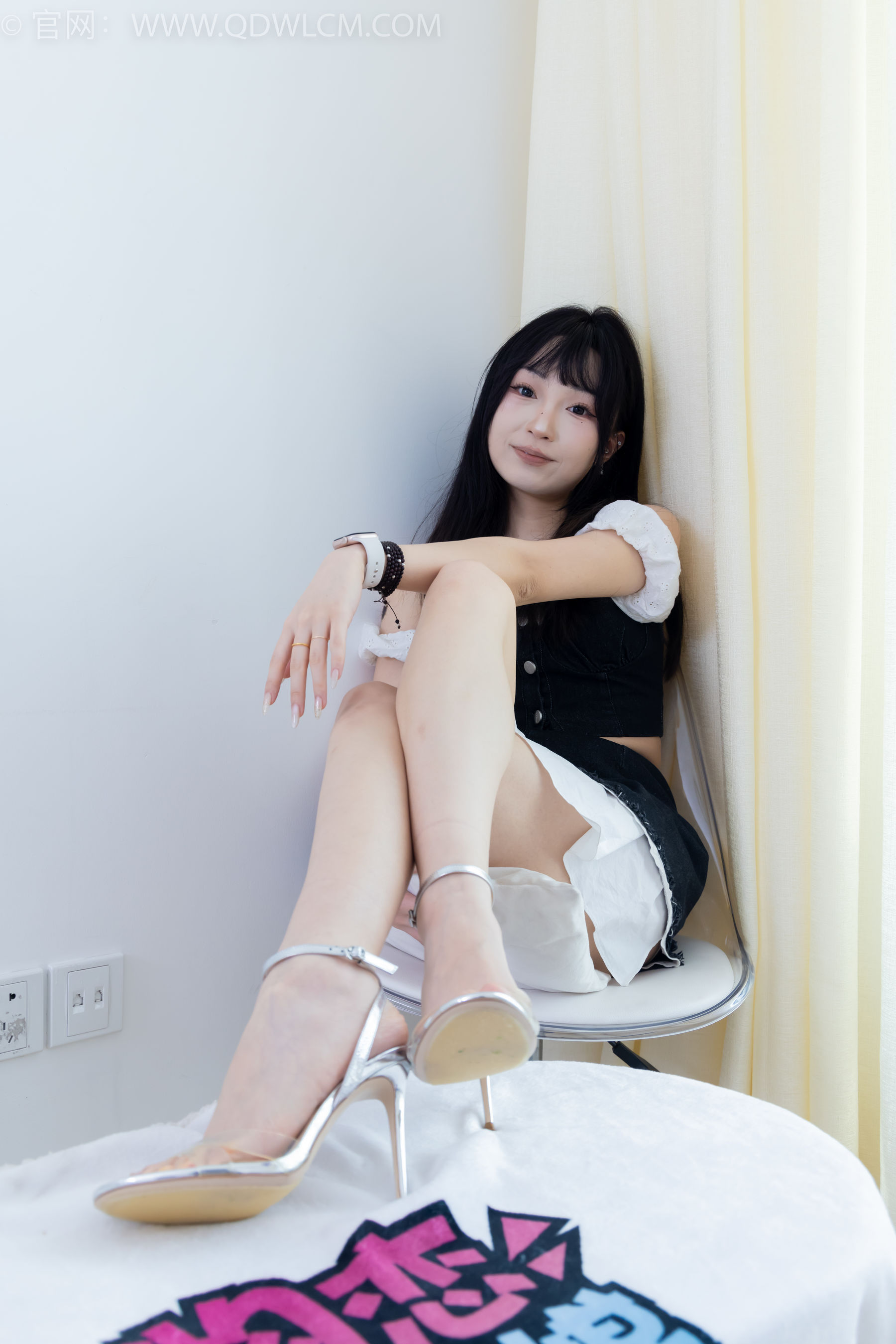 物恋传媒 No.2248 嘟嘟 -高跟凉鞋、薄黑丝、裸足/(160P)