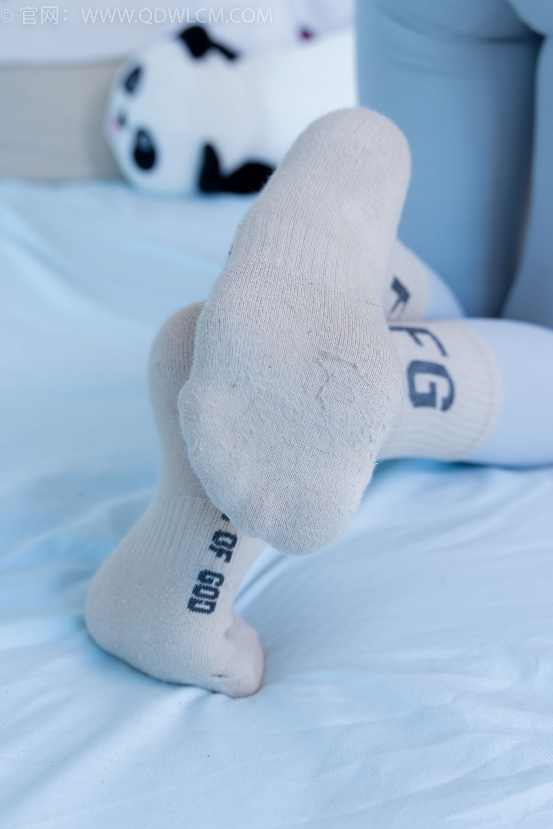 物恋传媒 No.2254 岚岚 -瑜伽裤、板鞋、两双棉袜/(160P)