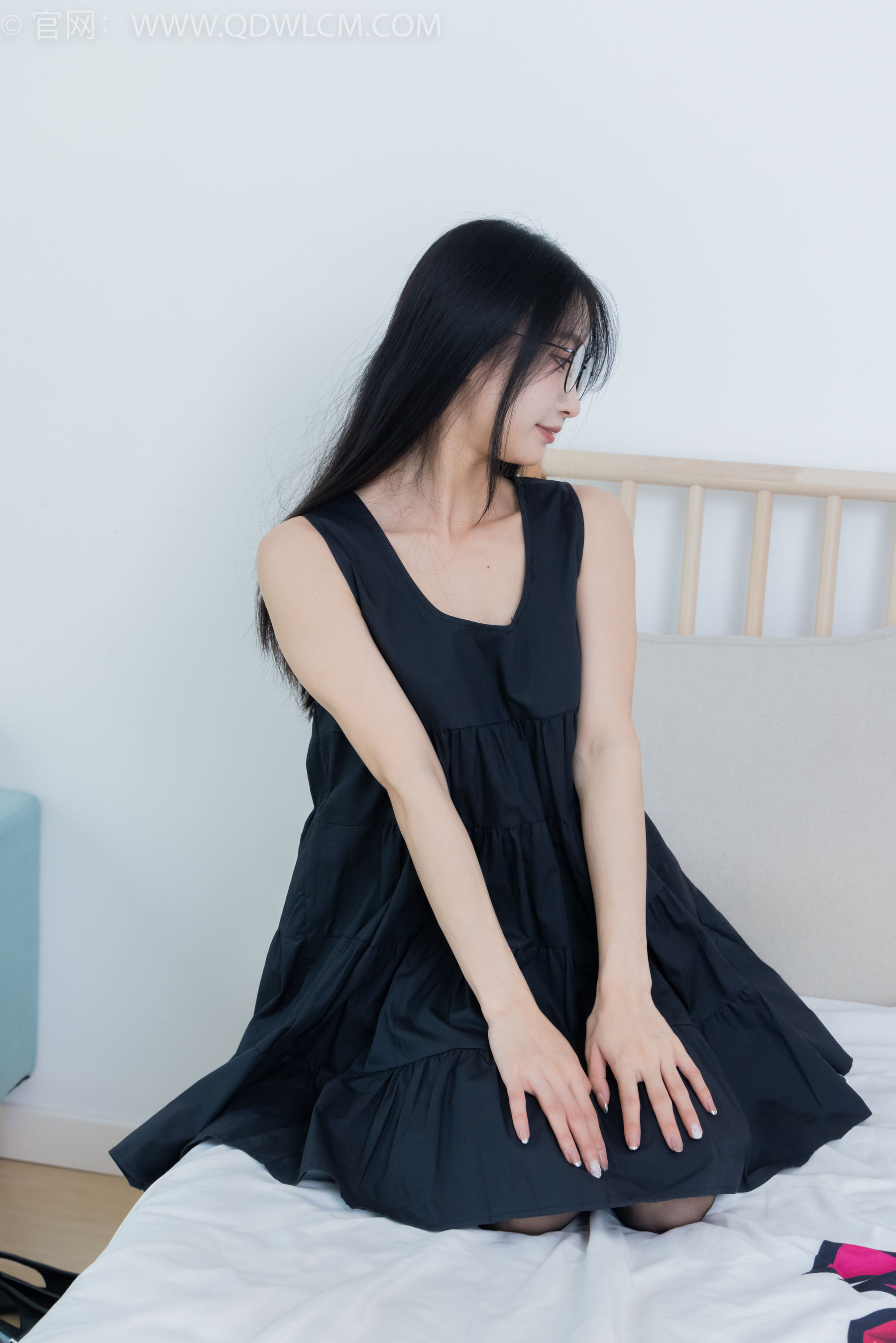 物恋传媒 No.2257 小影 -平底鞋、薄黑丝脚尖加固款/(150P)