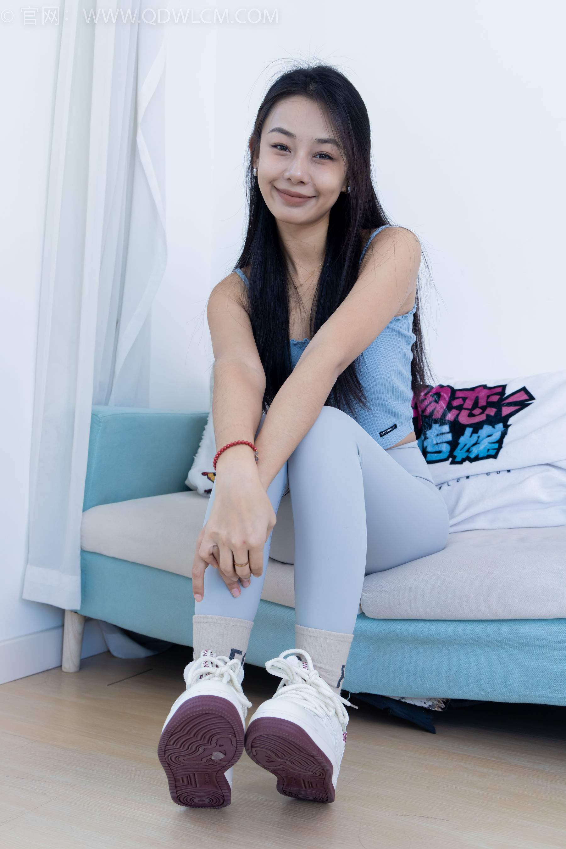 物恋传媒 No.2254 岚岚 -瑜伽裤、板鞋、两双棉袜/(160P)