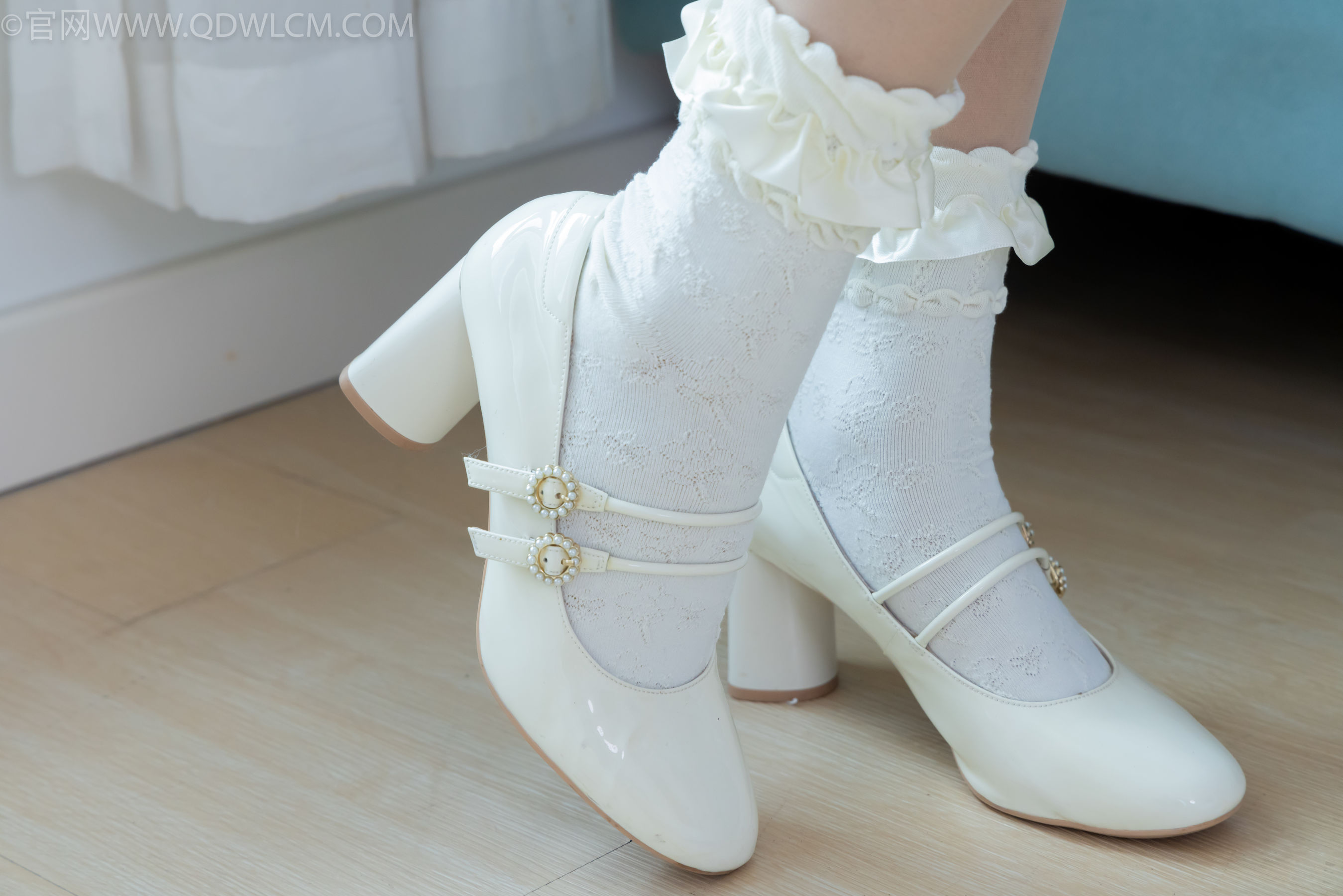 物恋传媒 No.2261 小影 -高跟鞋、白棉袜、薄肉丝/(167P)