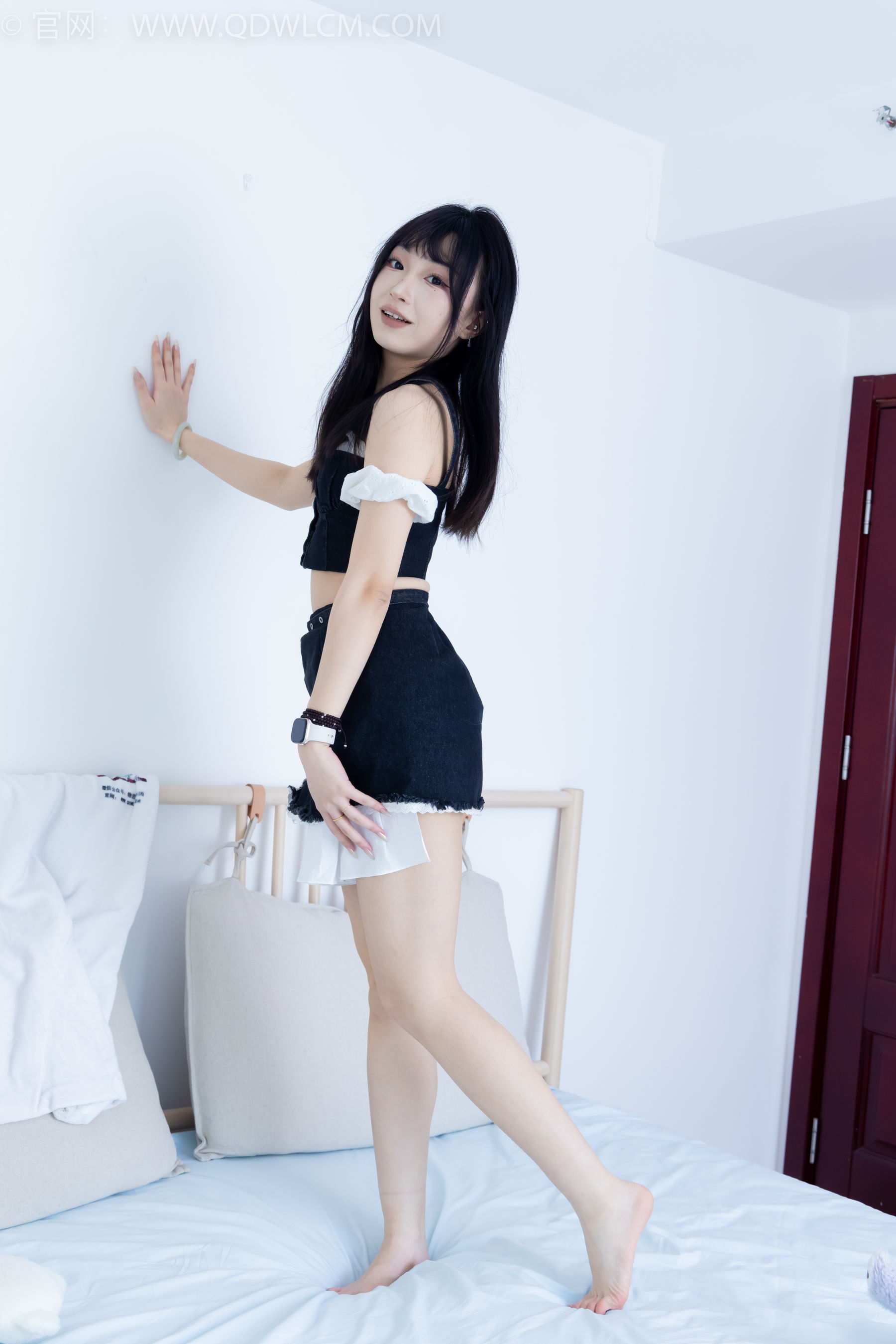 物恋传媒 No.2248 嘟嘟 -高跟凉鞋、薄黑丝、裸足/(160P)