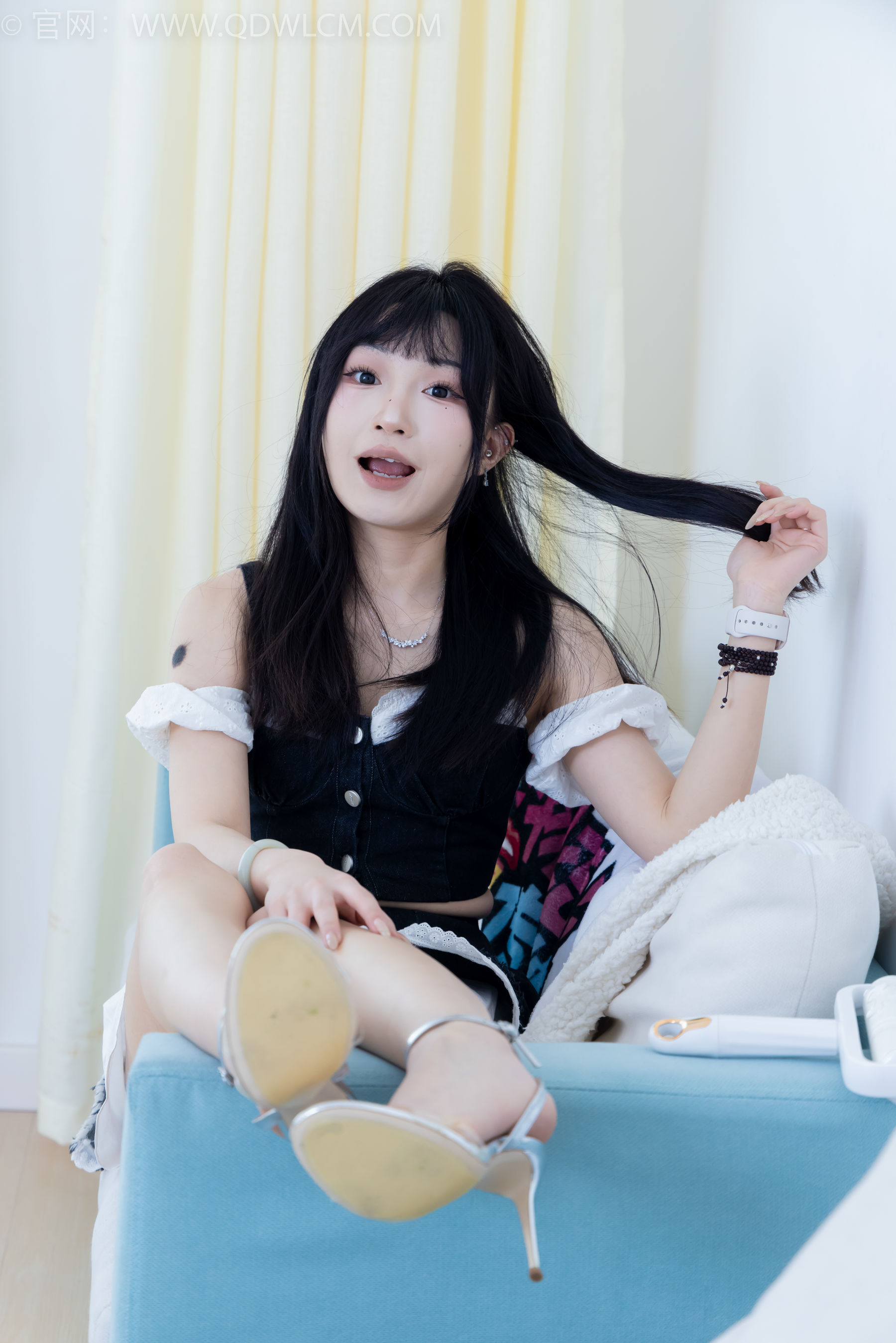 物恋传媒 No.2248 嘟嘟 -高跟凉鞋、薄黑丝、裸足/(160P)