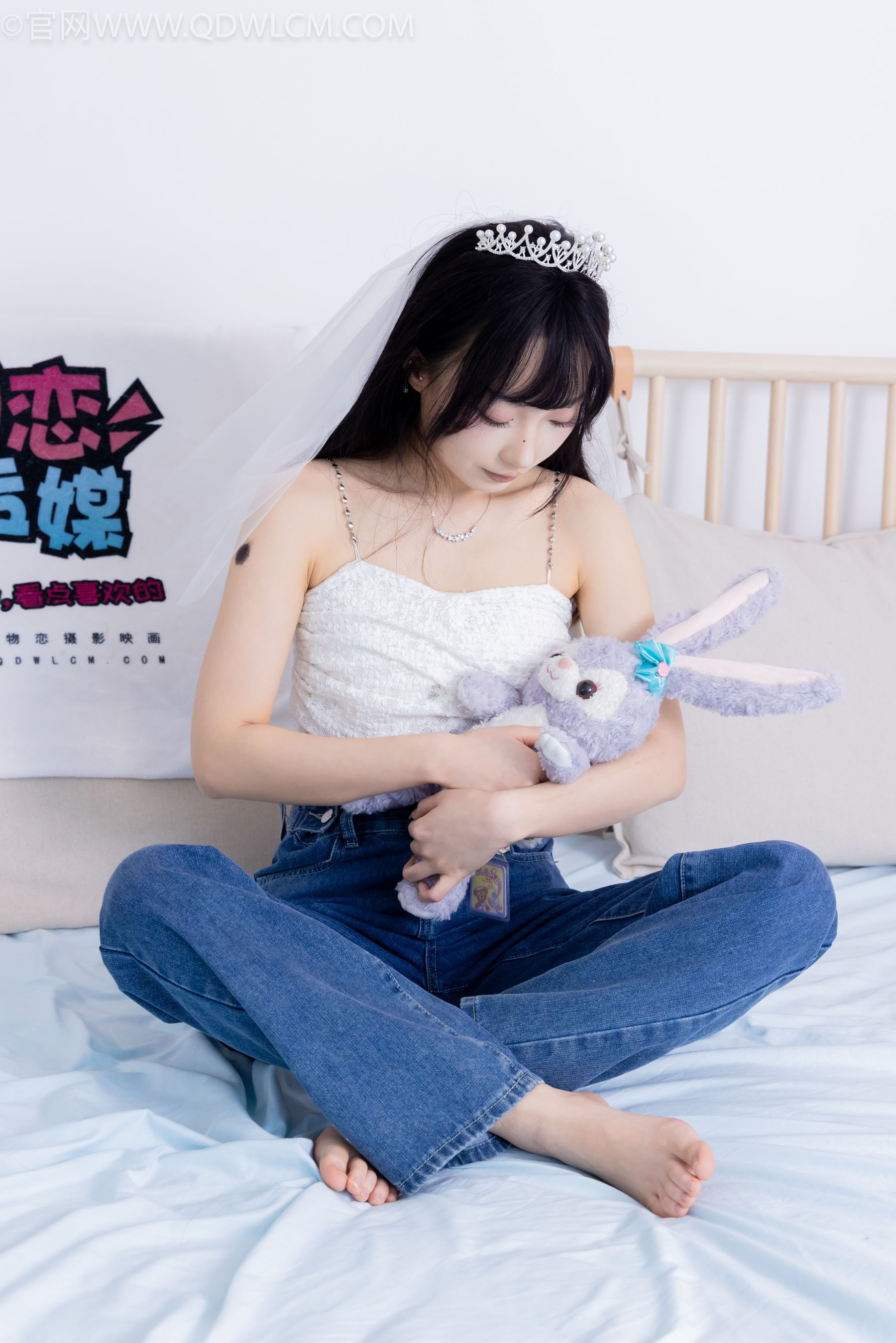 物恋传媒 No.2258 嘟嘟 -板鞋、白棉袜、裸足/(161P)