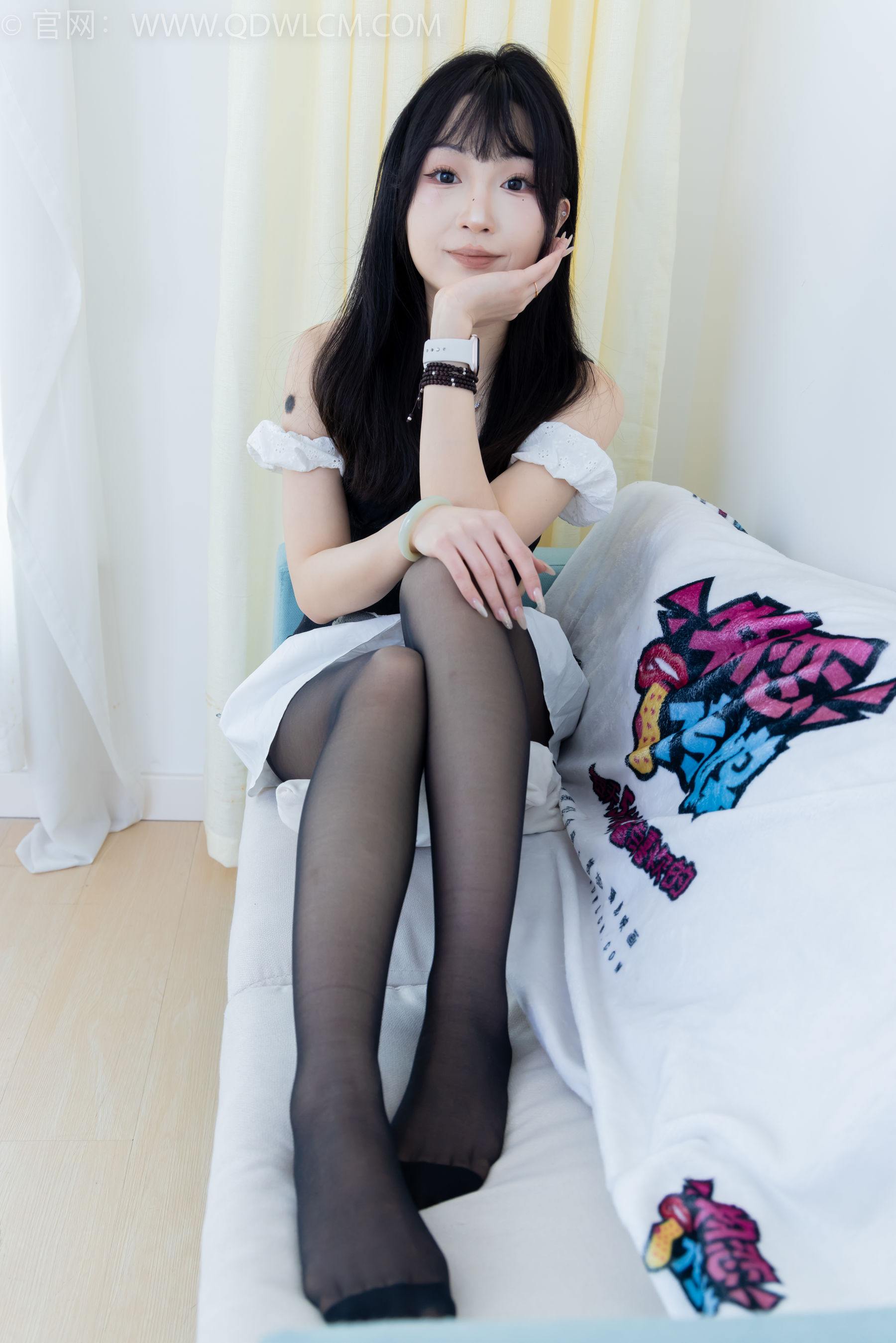 物恋传媒 No.2248 嘟嘟 -高跟凉鞋、薄黑丝、裸足/(160P)