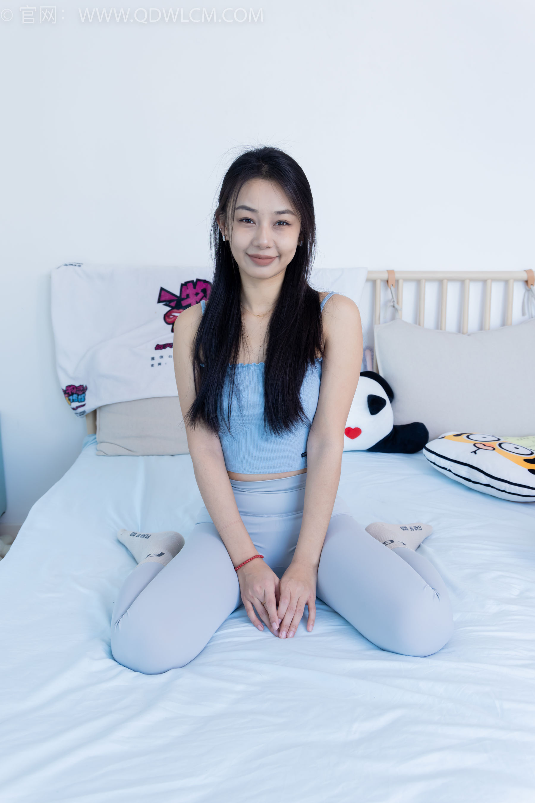 物恋传媒 No.2254 岚岚 -瑜伽裤、板鞋、两双棉袜/(160P)