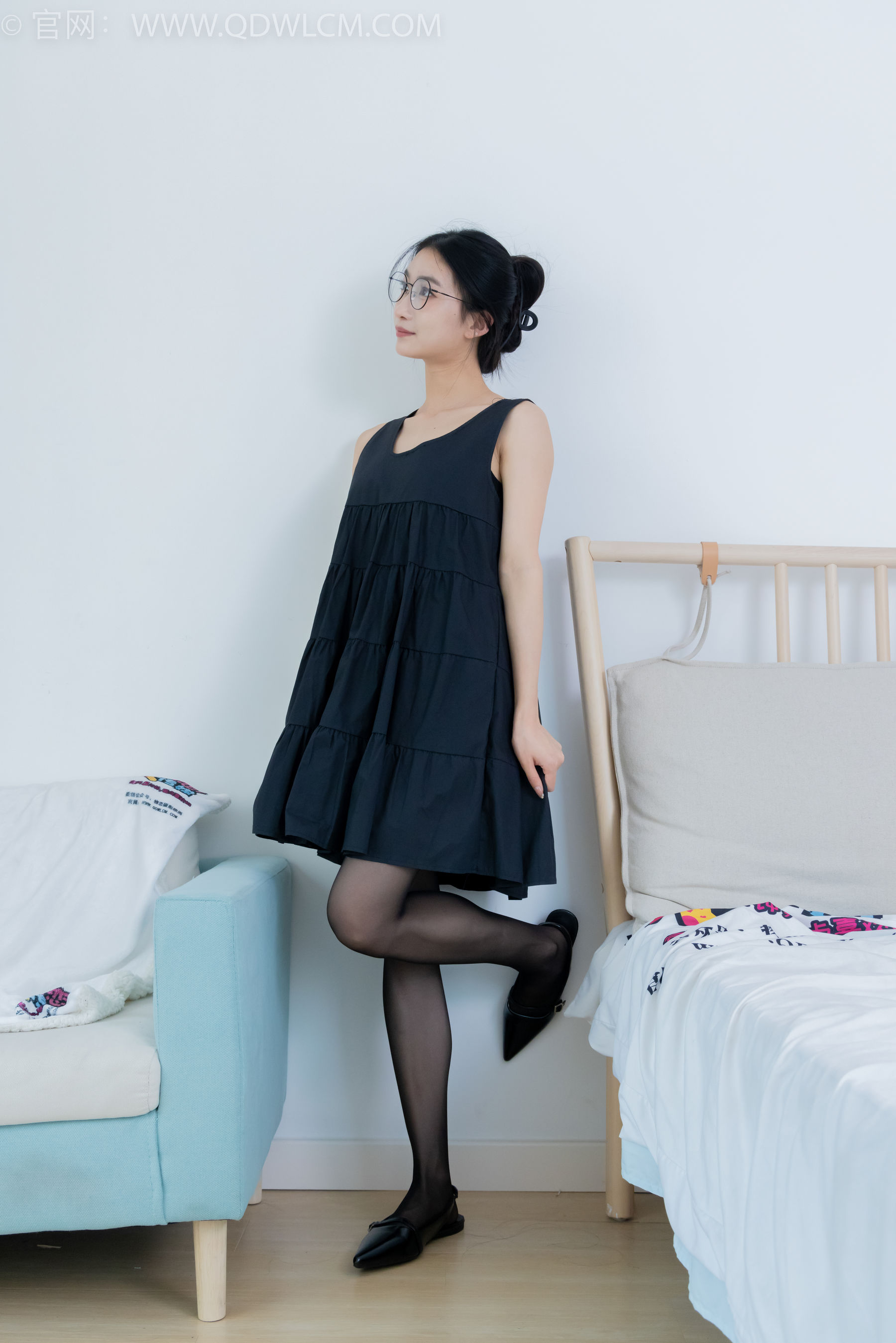 物恋传媒 No.2257 小影 -平底鞋、薄黑丝脚尖加固款/(150P)