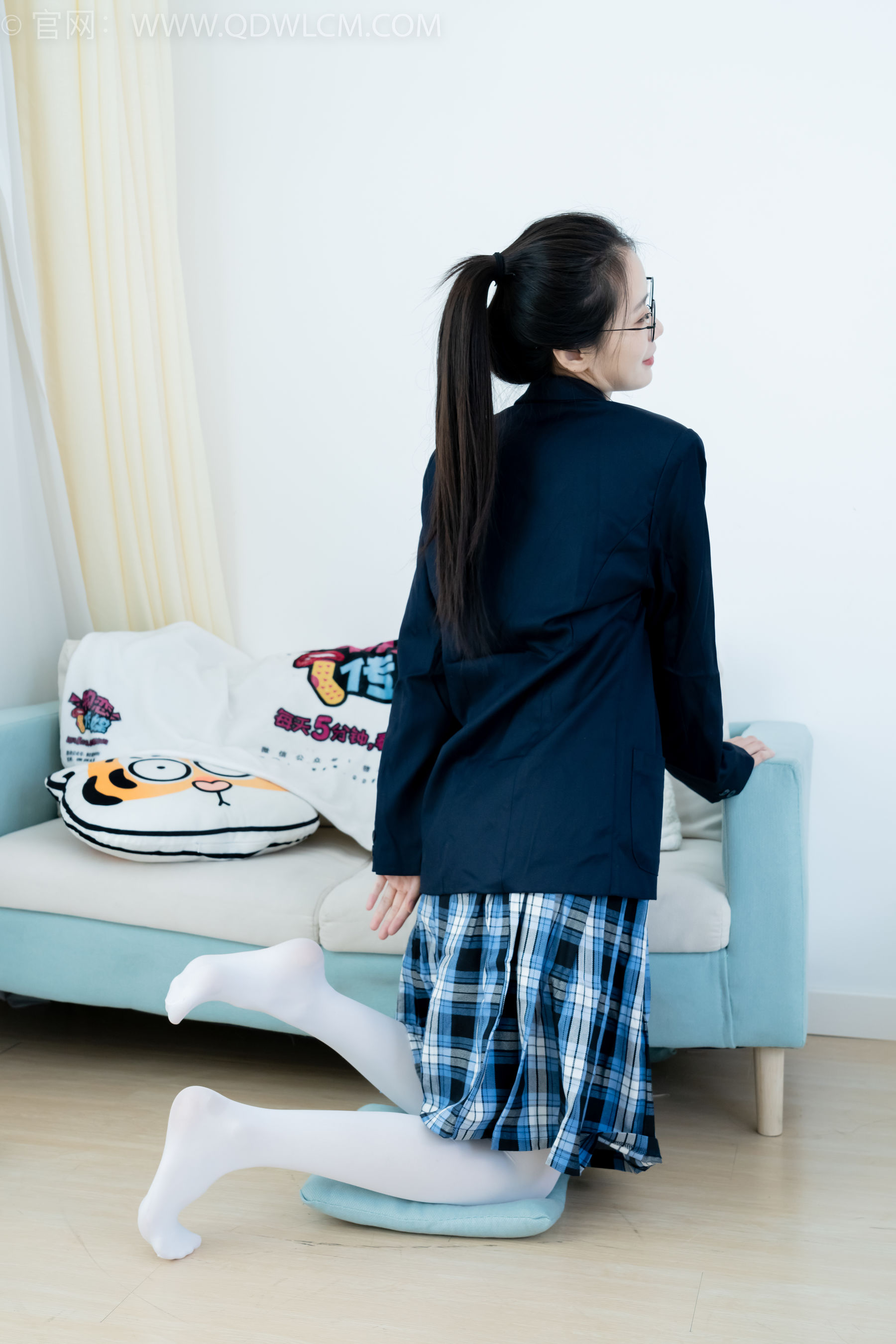 物恋传媒 No.2244 菜菜 -皮鞋、厚白丝、jk制服、皮筋绑脚老头乐挠脚剧情/(160P)