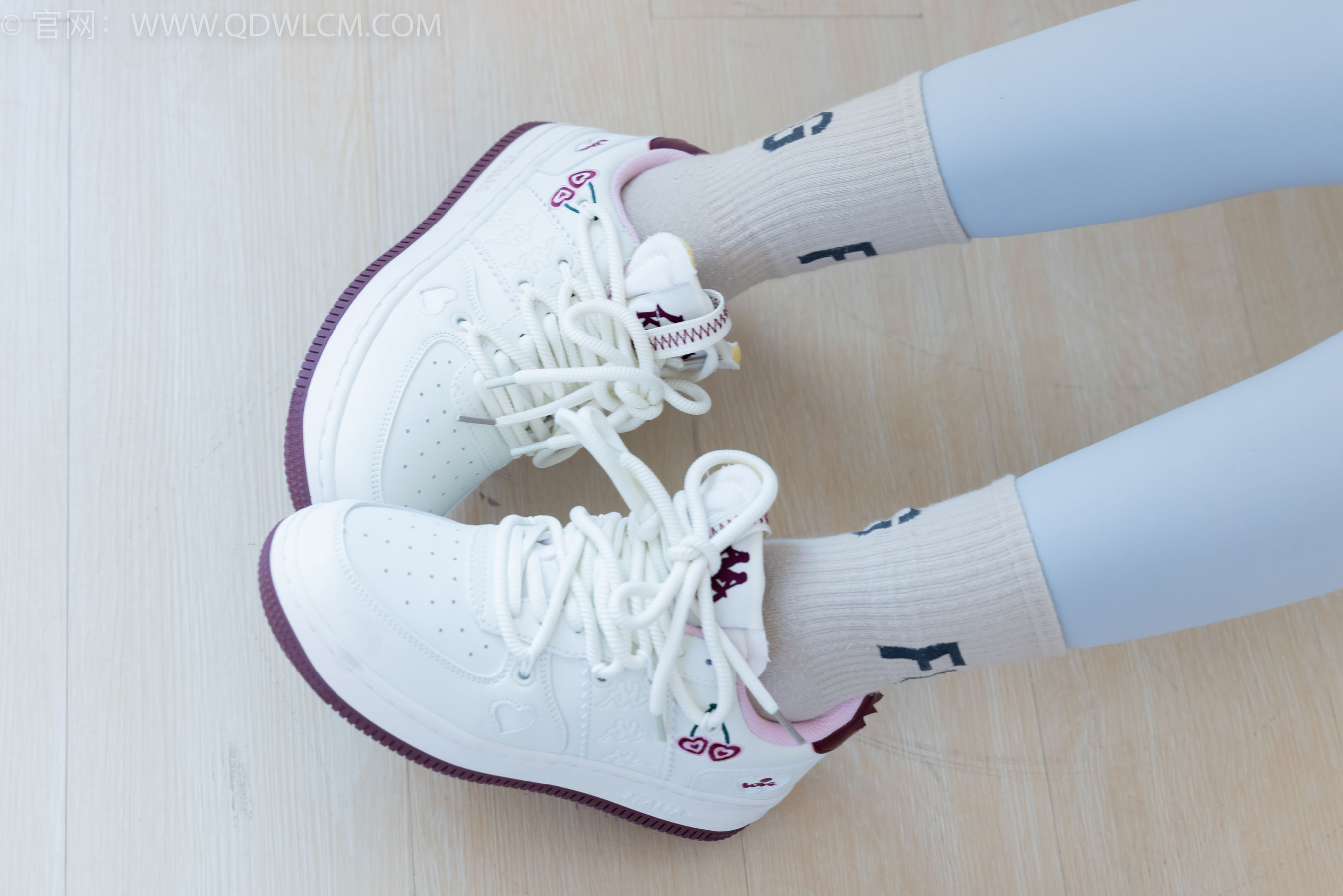 物恋传媒 No.2254 岚岚 -瑜伽裤、板鞋、两双棉袜/(160P)