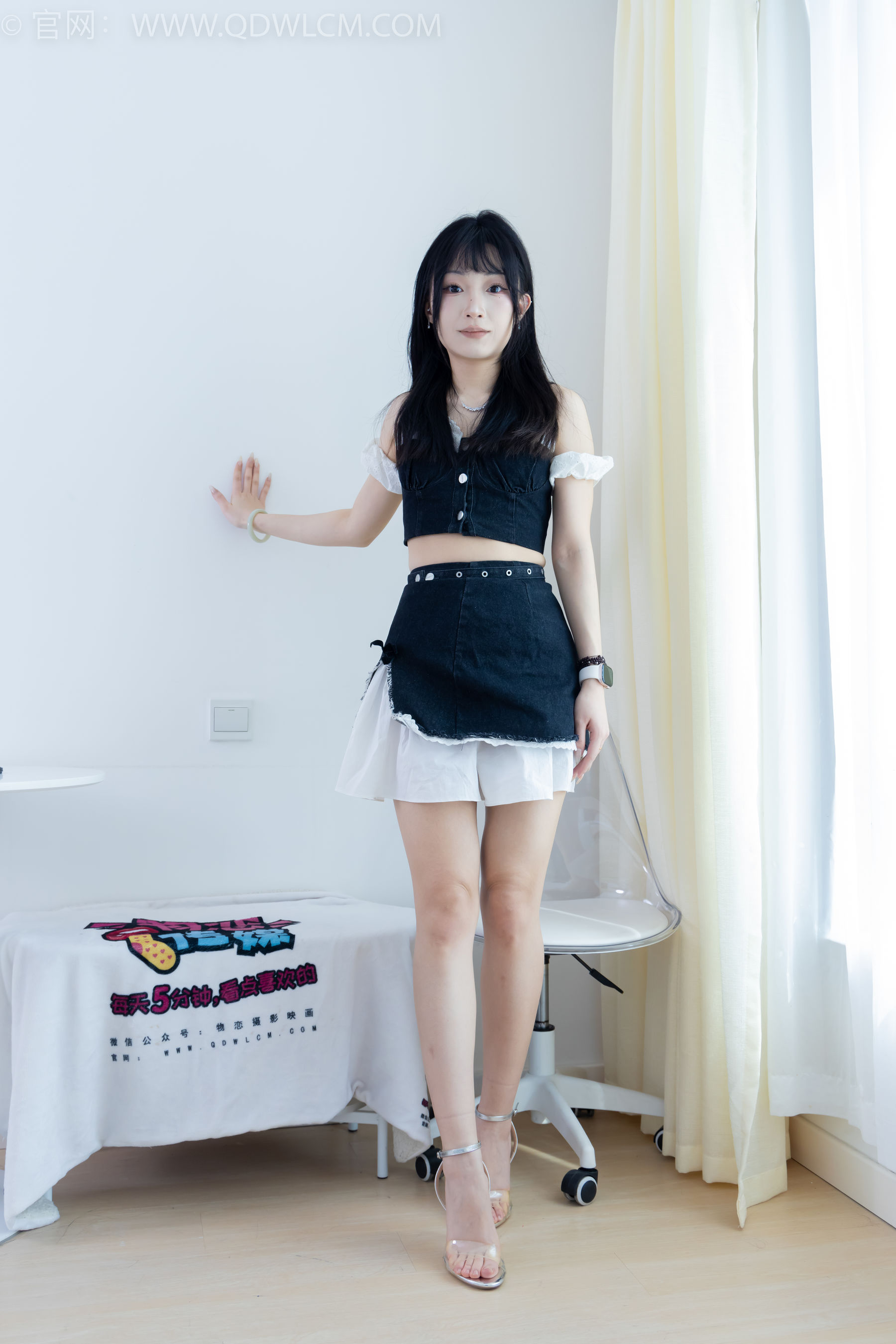 物恋传媒 No.2248 嘟嘟 -高跟凉鞋、薄黑丝、裸足/(160P)