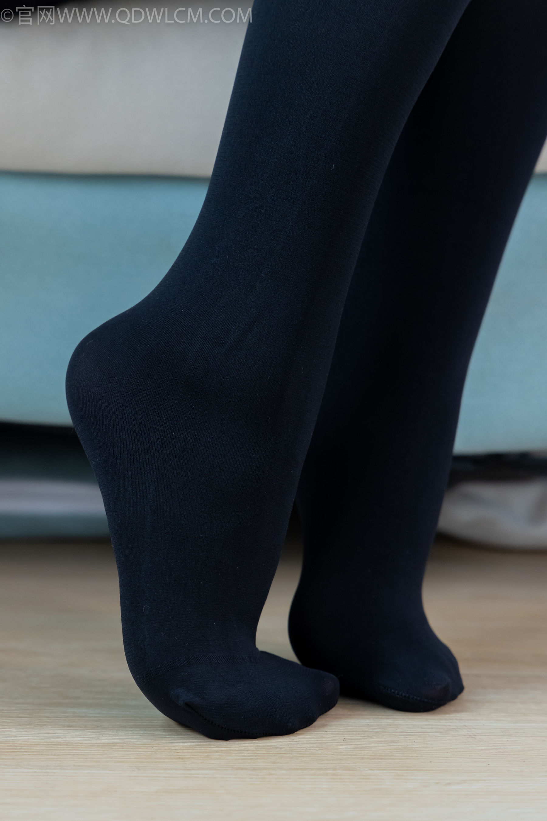 物恋传媒 No.2265 恬恬 -平底鞋、厚黑丝、厚黑丝踩奶油蛋糕剧情/(157P)