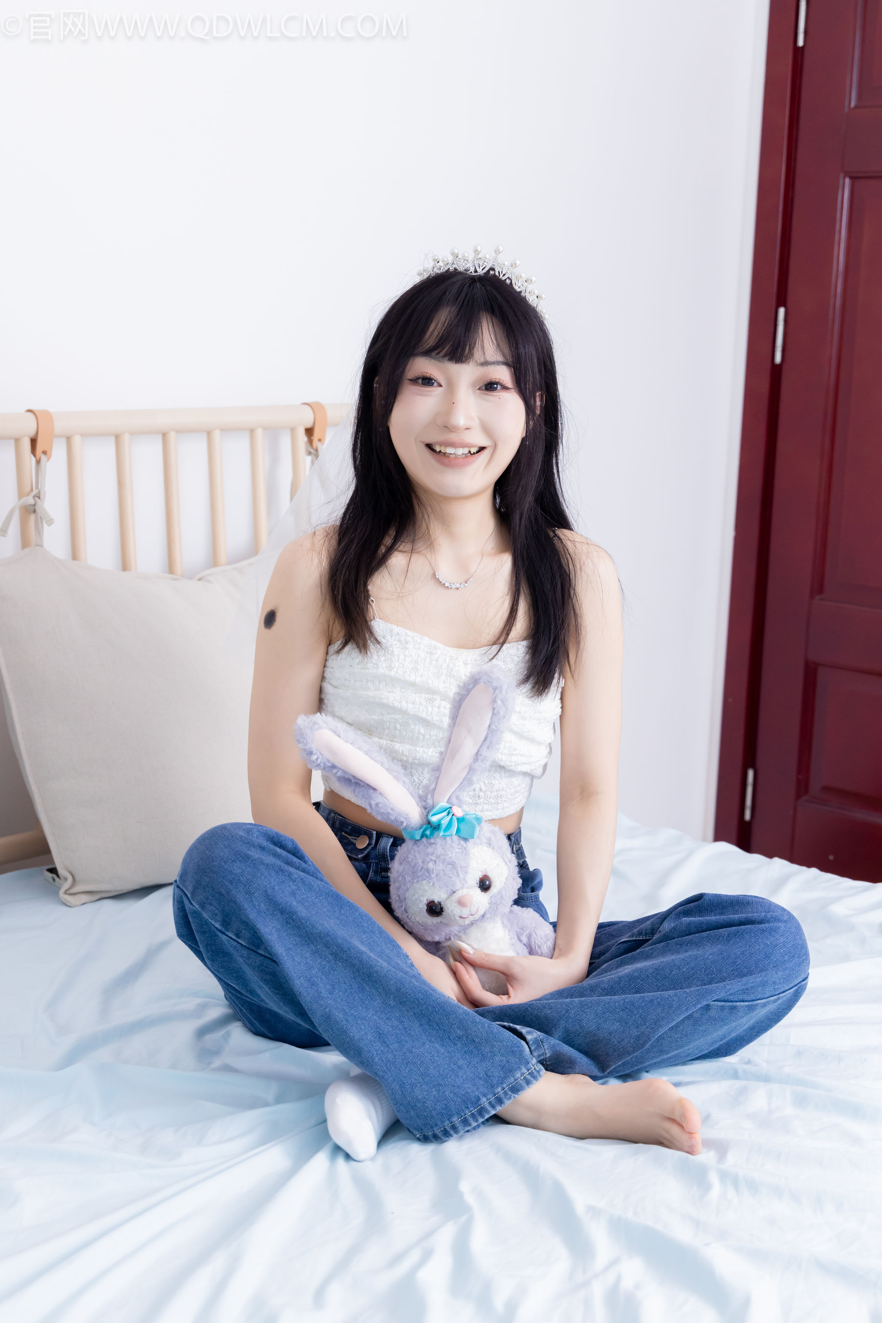 物恋传媒 No.2258 嘟嘟 -板鞋、白棉袜、裸足/(161P)