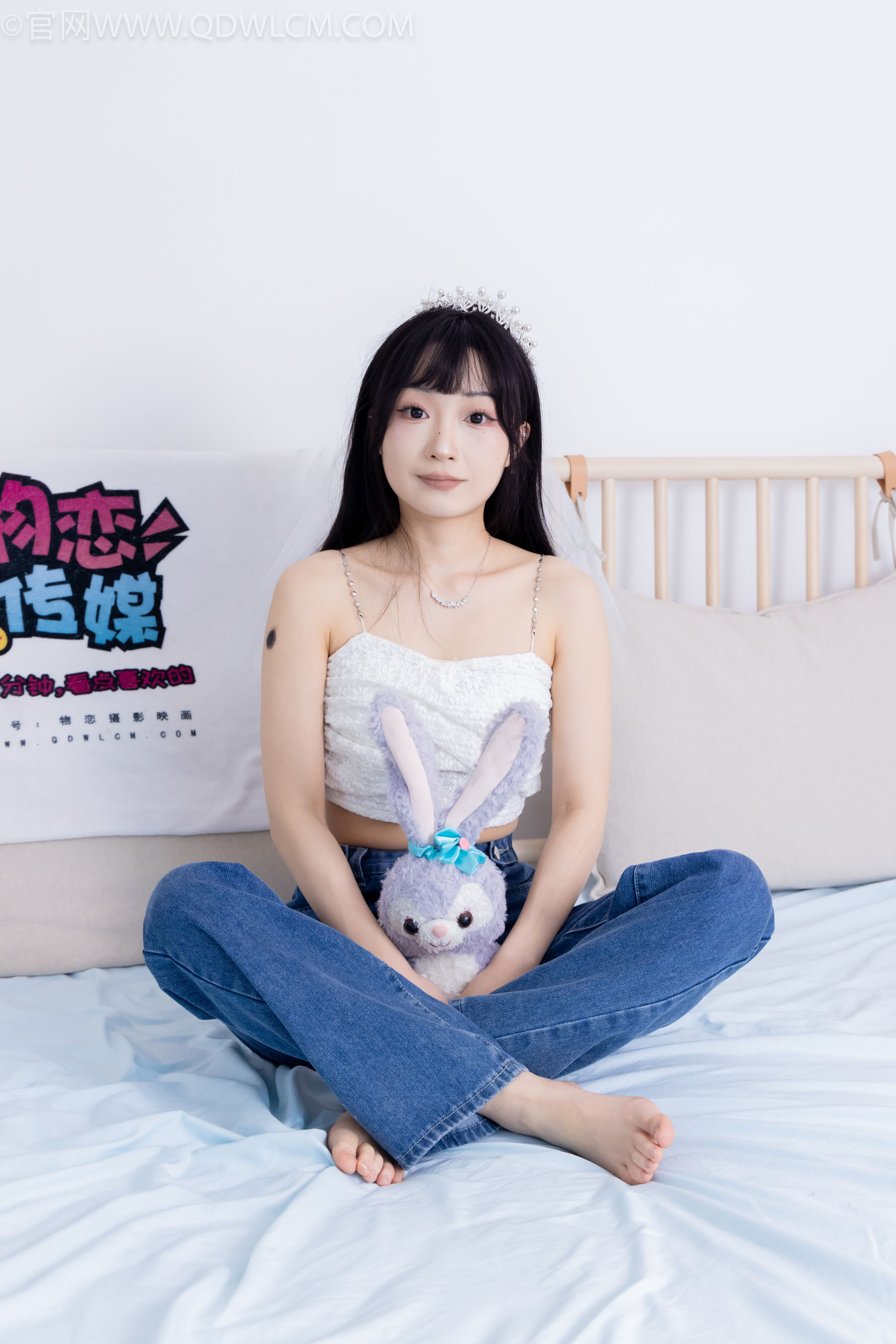 物恋传媒 No.2258 嘟嘟 -板鞋、白棉袜、裸足/(161P)