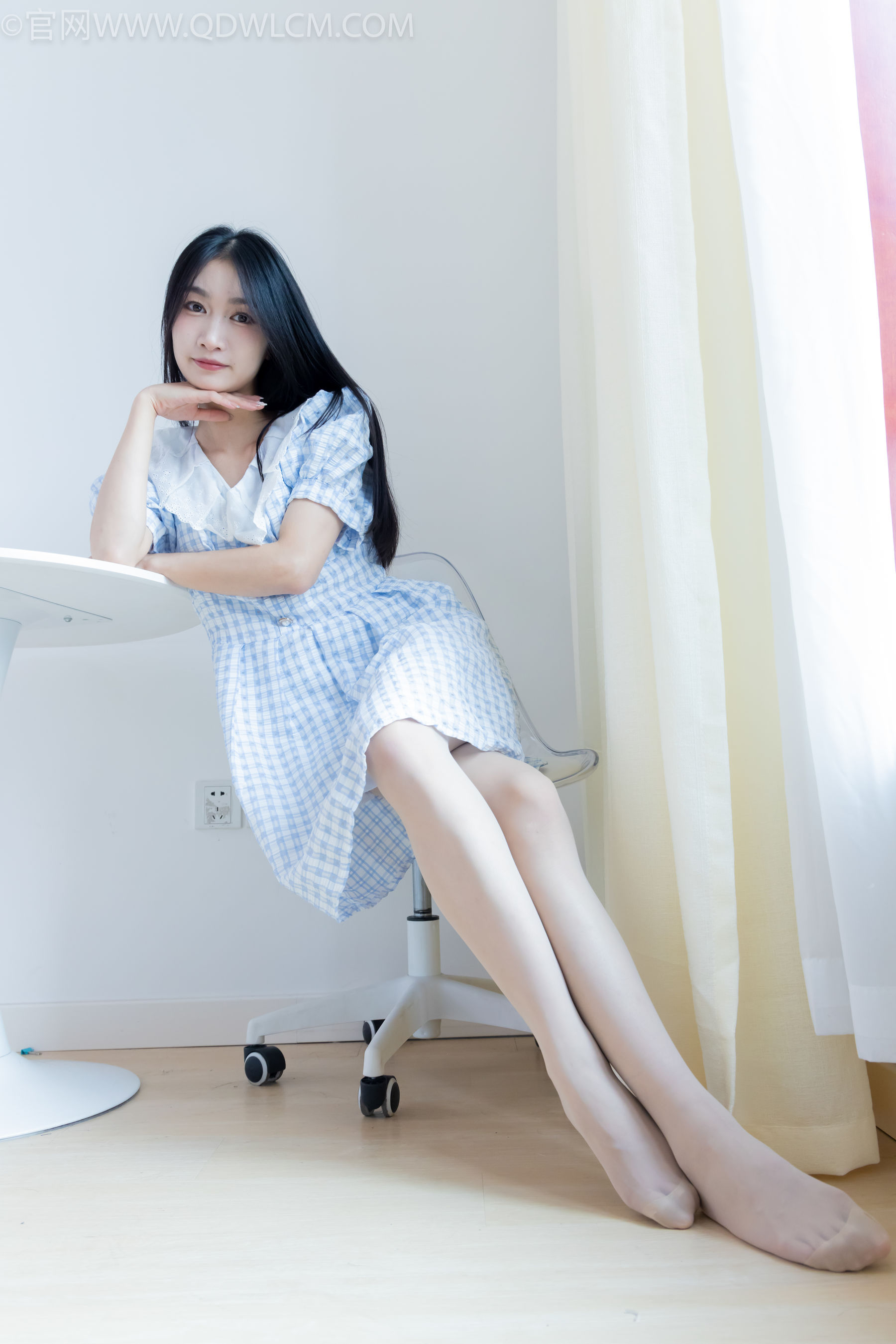 物恋传媒 No.2261 小影 -高跟鞋、白棉袜、薄肉丝/(167P)