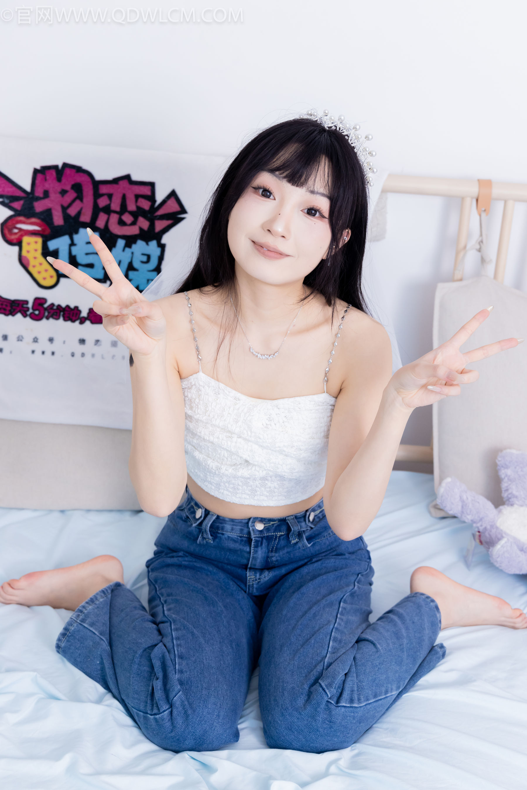 物恋传媒 No.2258 嘟嘟 -板鞋、白棉袜、裸足/(161P)