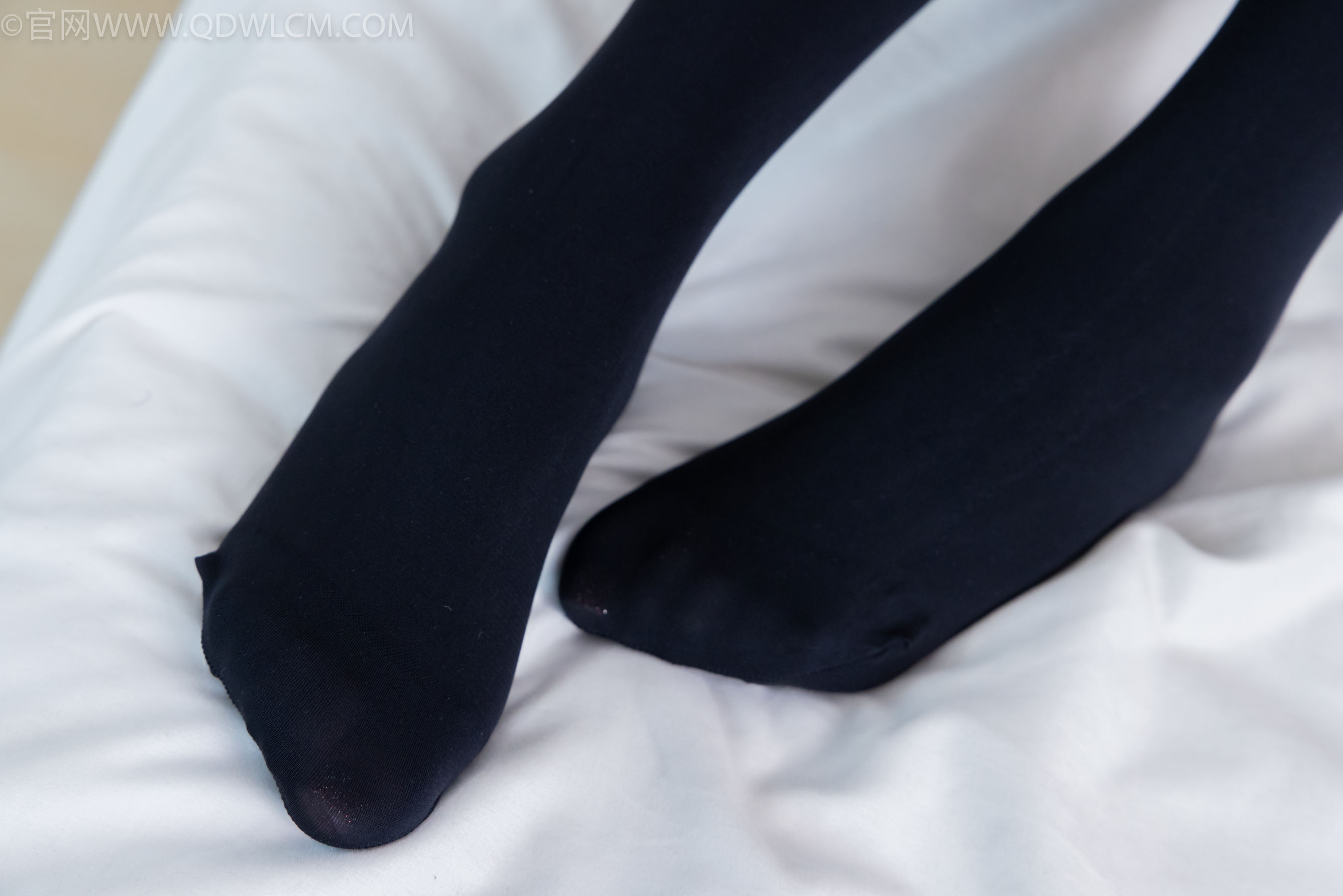 物恋传媒 No.2265 恬恬 -平底鞋、厚黑丝、厚黑丝踩奶油蛋糕剧情/(157P)