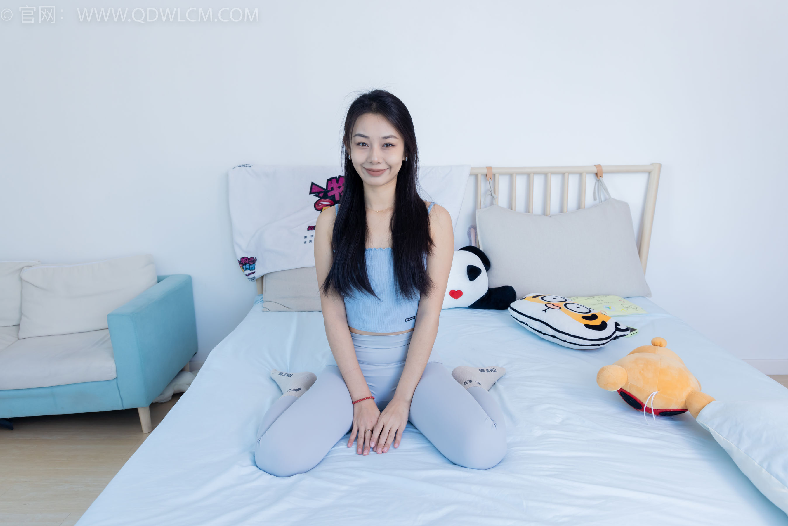 物恋传媒 No.2254 岚岚 -瑜伽裤、板鞋、两双棉袜/(160P)