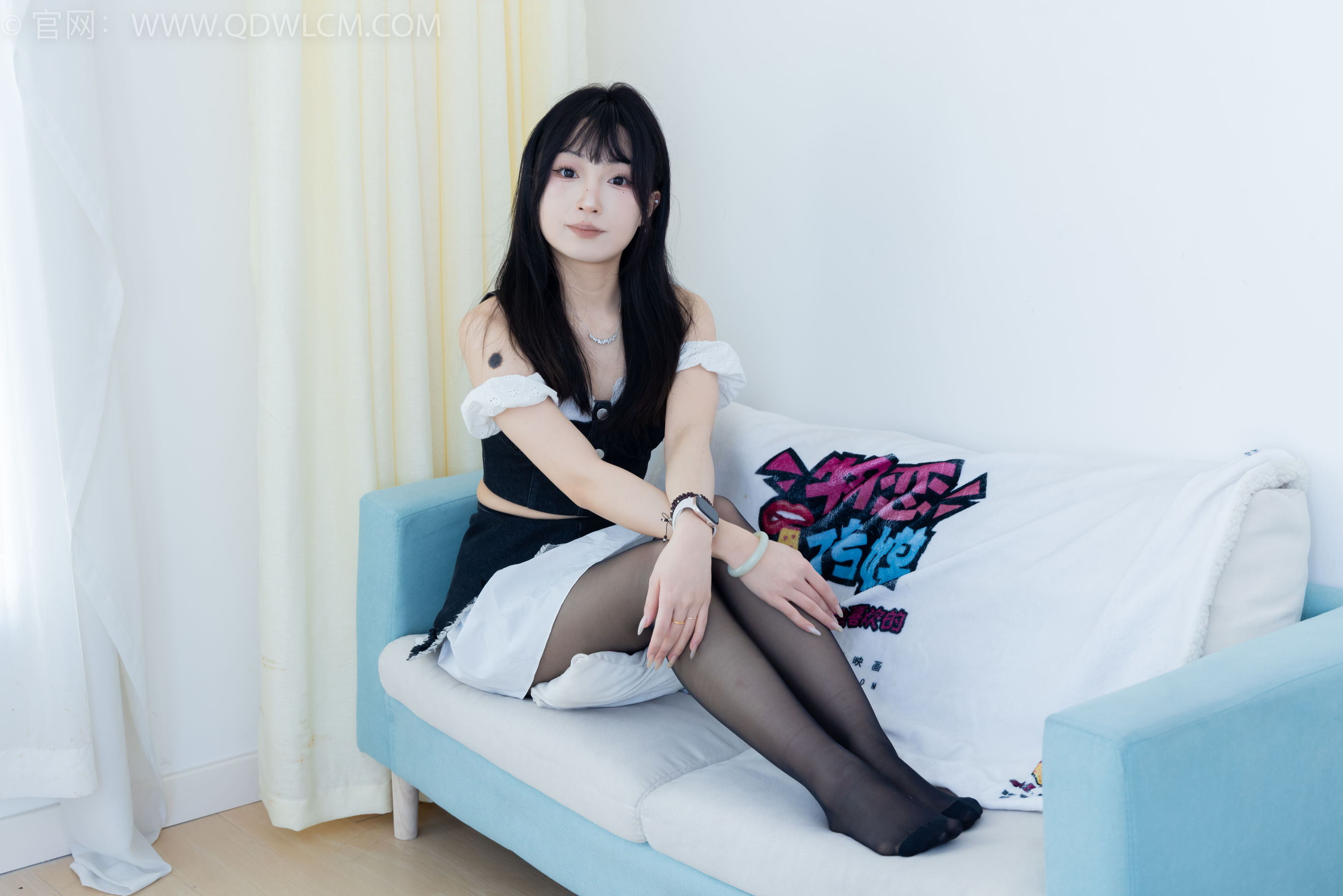 物恋传媒 No.2248 嘟嘟 -高跟凉鞋、薄黑丝、裸足/(160P)