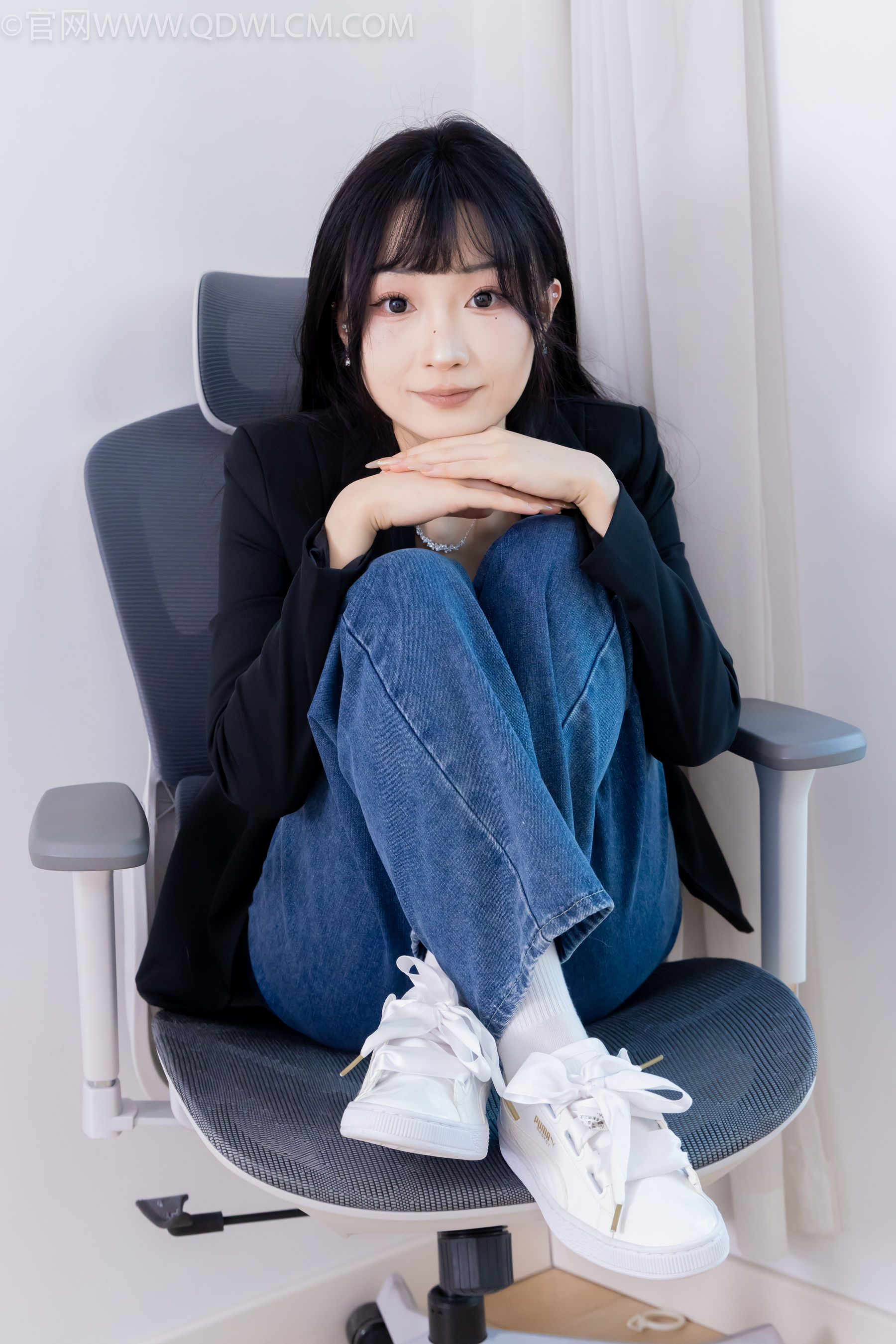 物恋传媒 No.2258 嘟嘟 -板鞋、白棉袜、裸足/(161P)