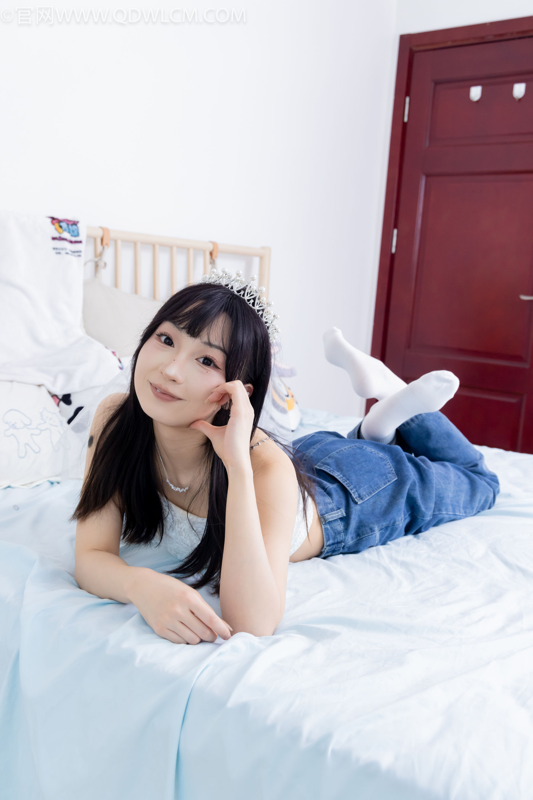 物恋传媒 No.2258 嘟嘟 -板鞋、白棉袜、裸足/(161P)