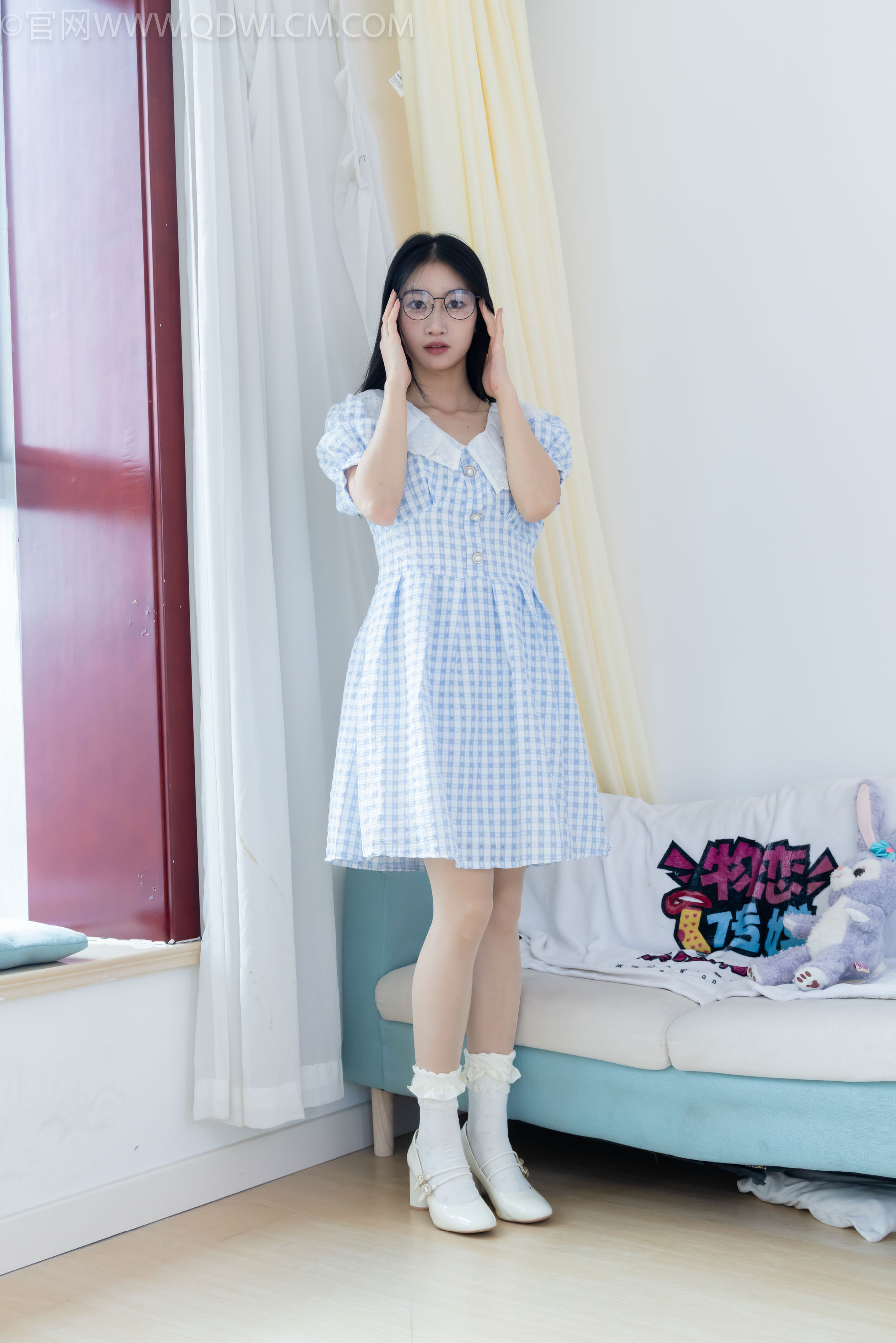 物恋传媒 No.2261 小影 -高跟鞋、白棉袜、薄肉丝/(167P)