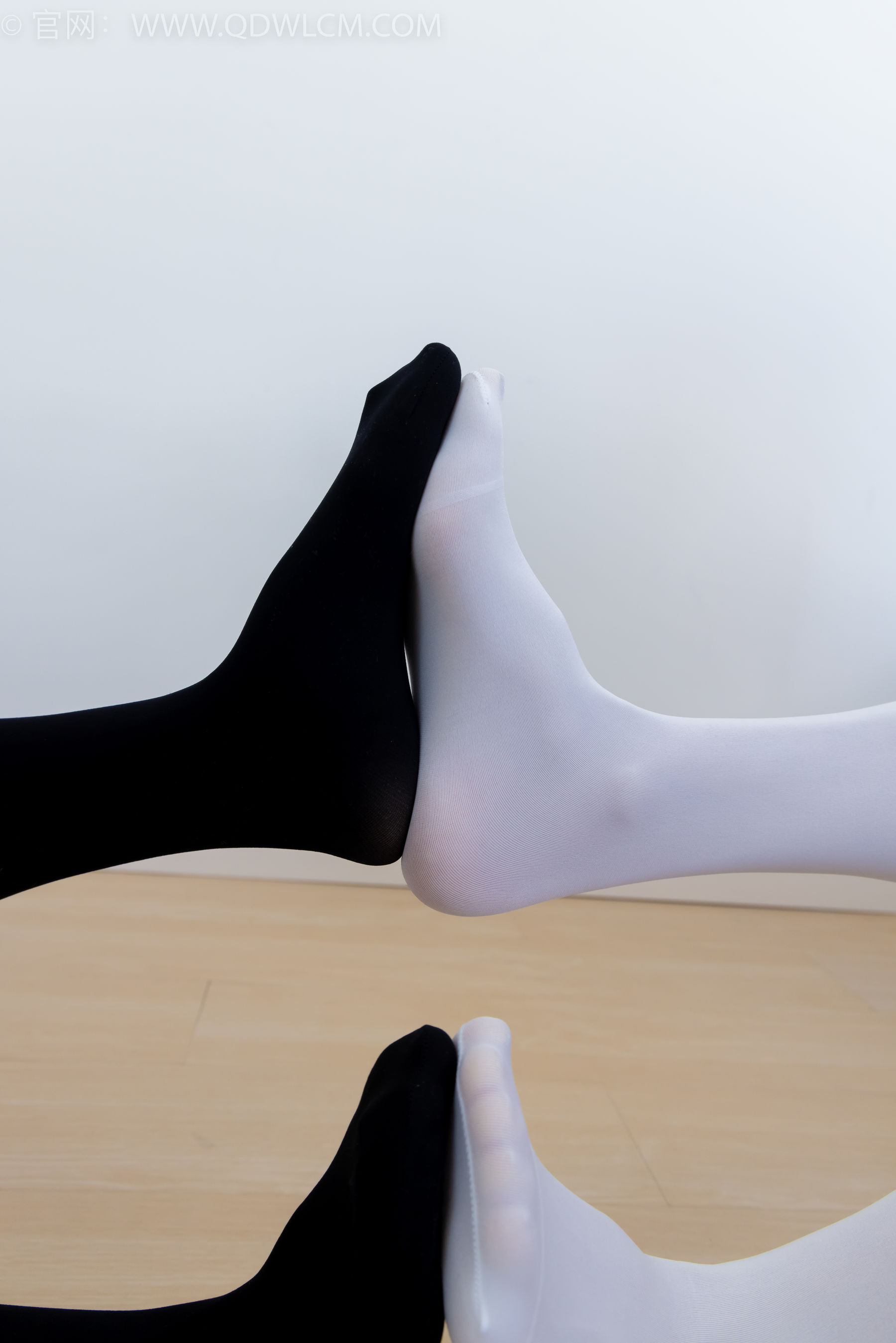 物恋传媒 No.2243 茯苓&岚岚&泡泡&米米 -新春快乐/(190P)