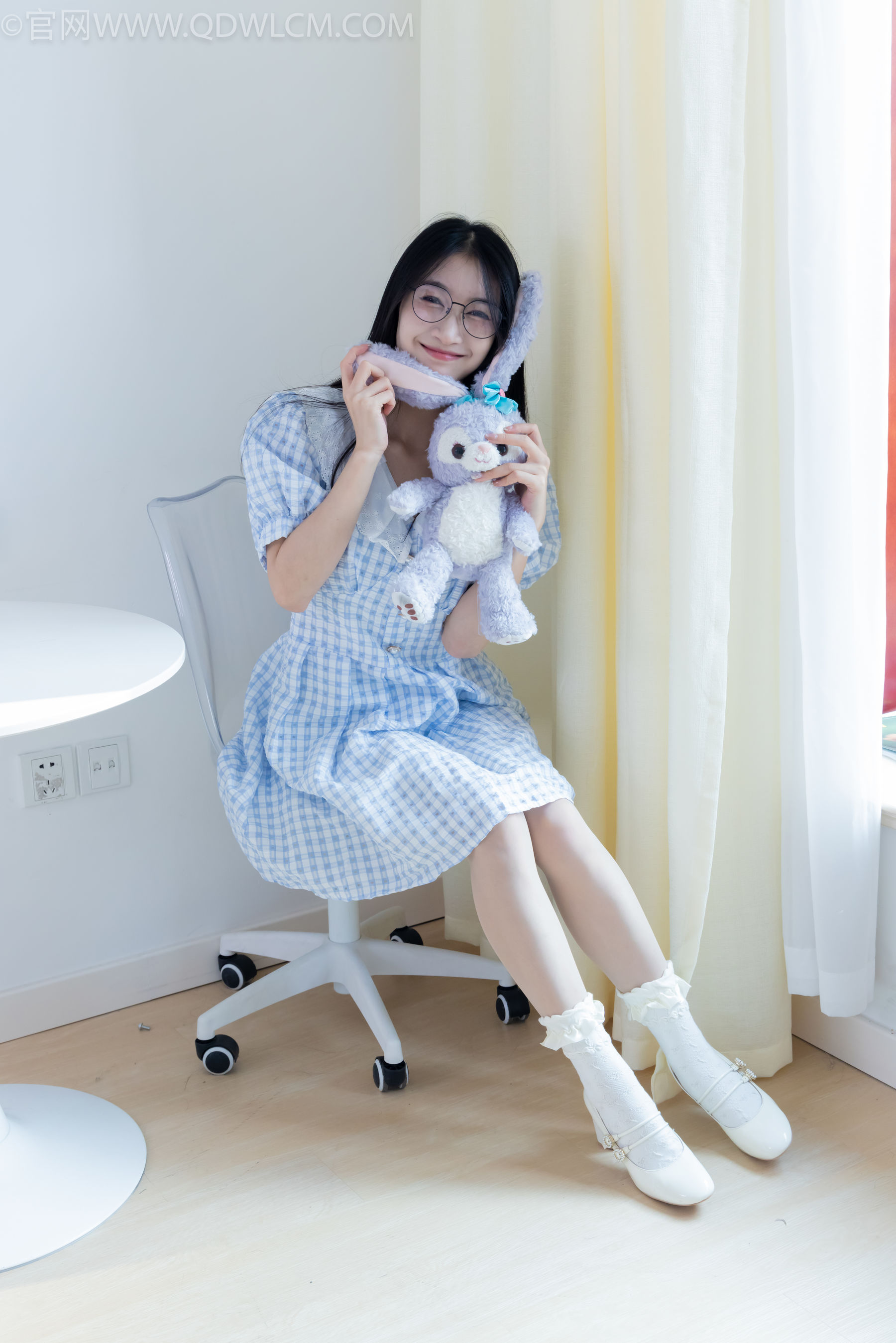 物恋传媒 No.2261 小影 -高跟鞋、白棉袜、薄肉丝/(167P)