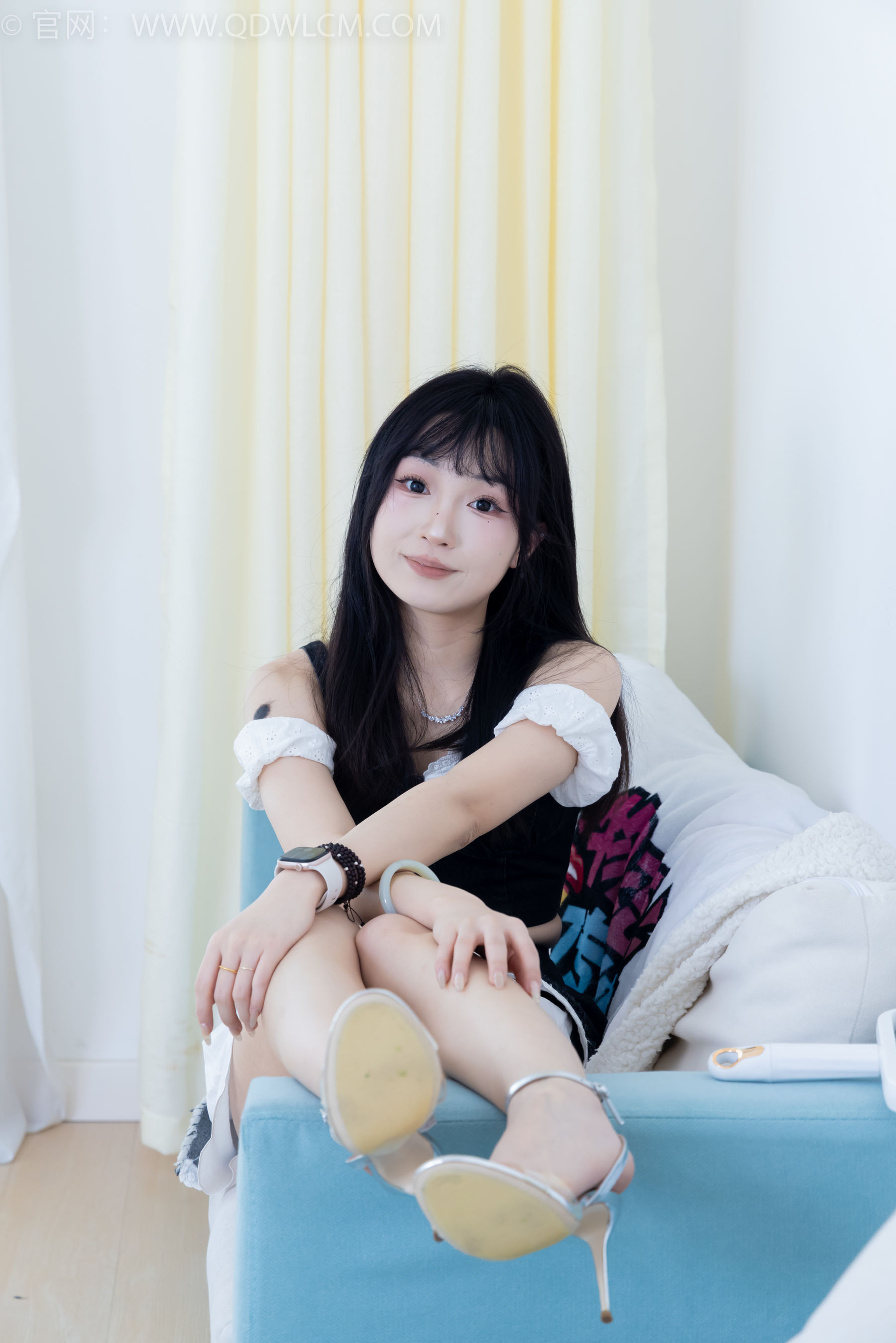 物恋传媒 No.2248 嘟嘟 -高跟凉鞋、薄黑丝、裸足/(160P)