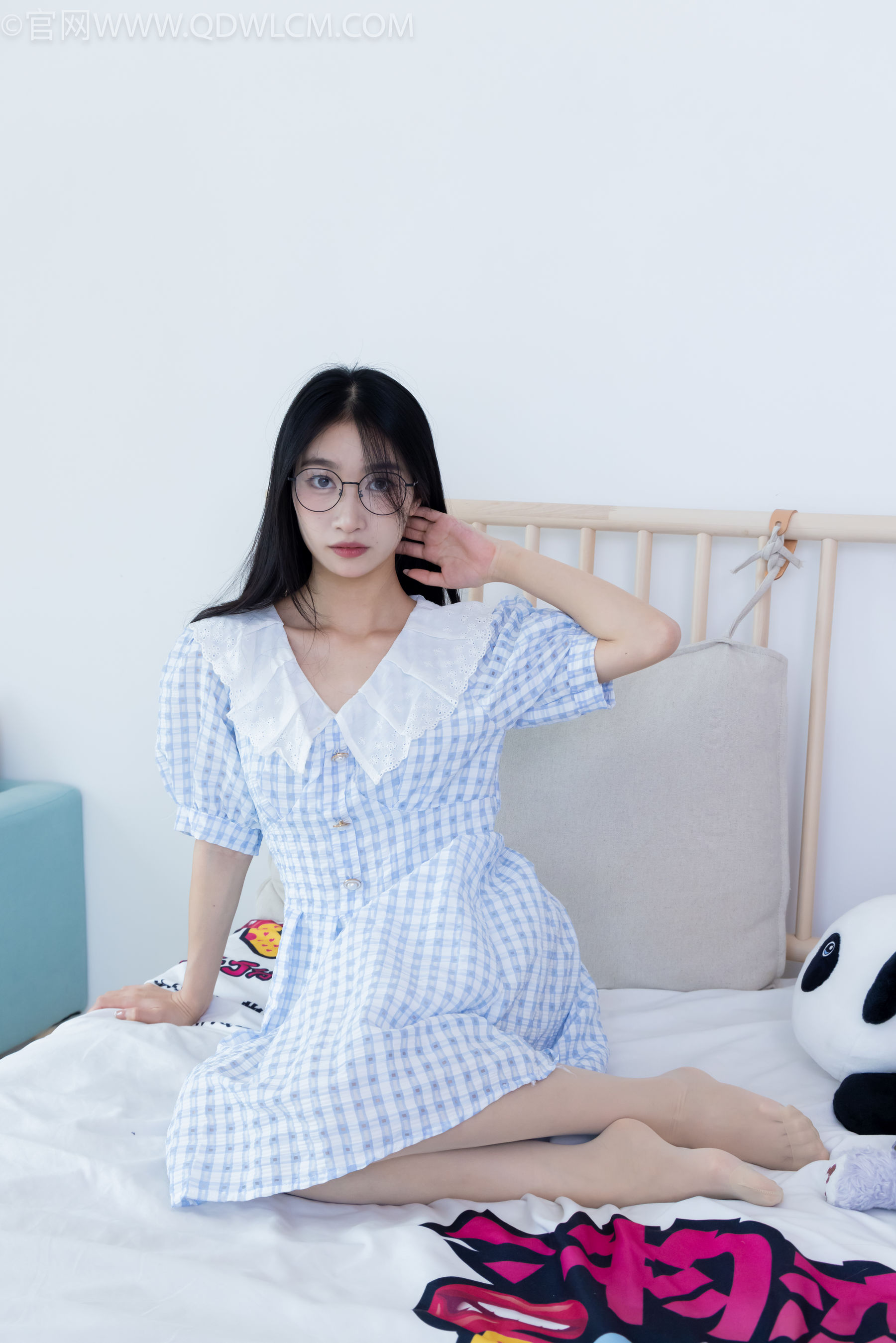 物恋传媒 No.2261 小影 -高跟鞋、白棉袜、薄肉丝/(167P)