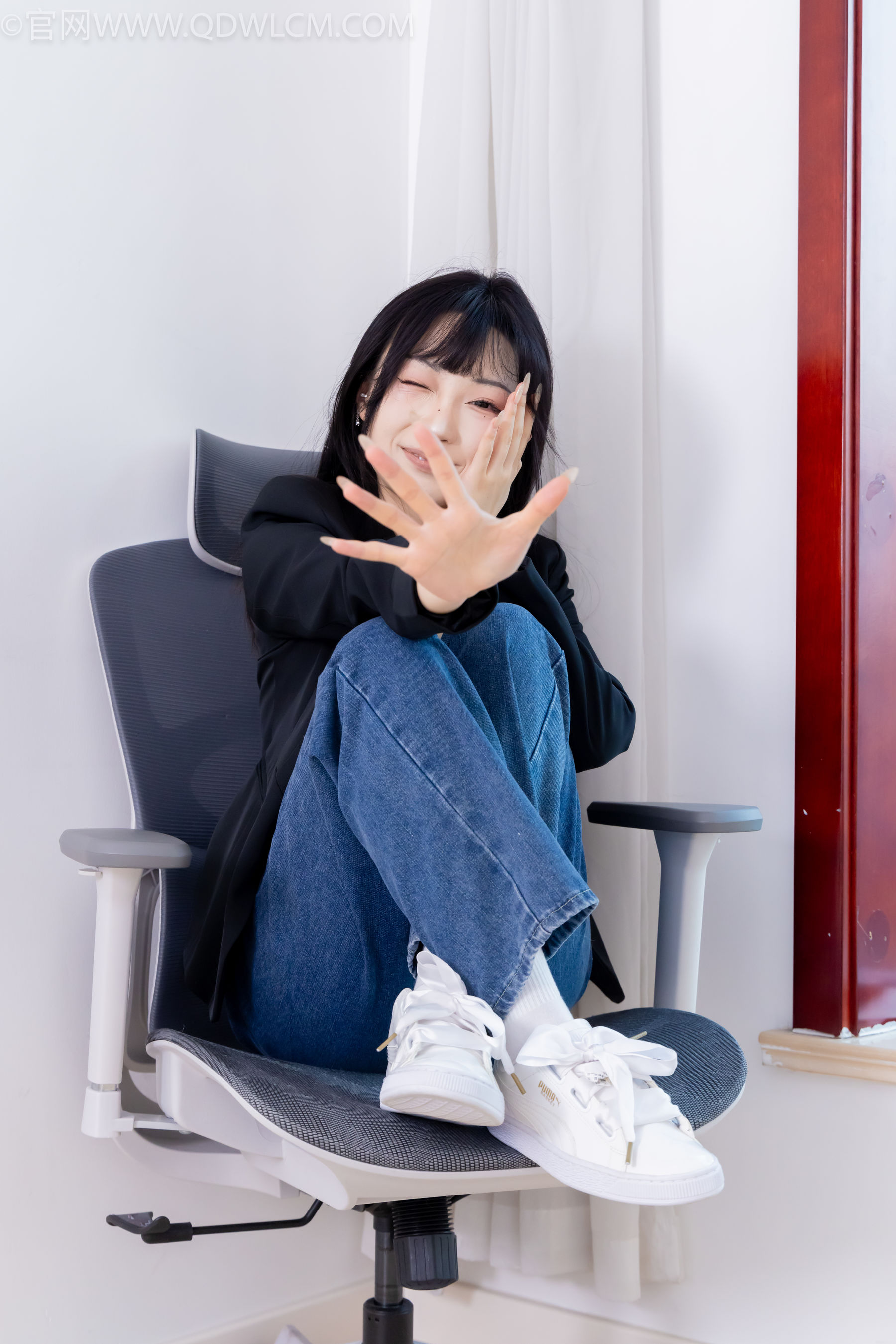 物恋传媒 No.2258 嘟嘟 -板鞋、白棉袜、裸足/(161P)