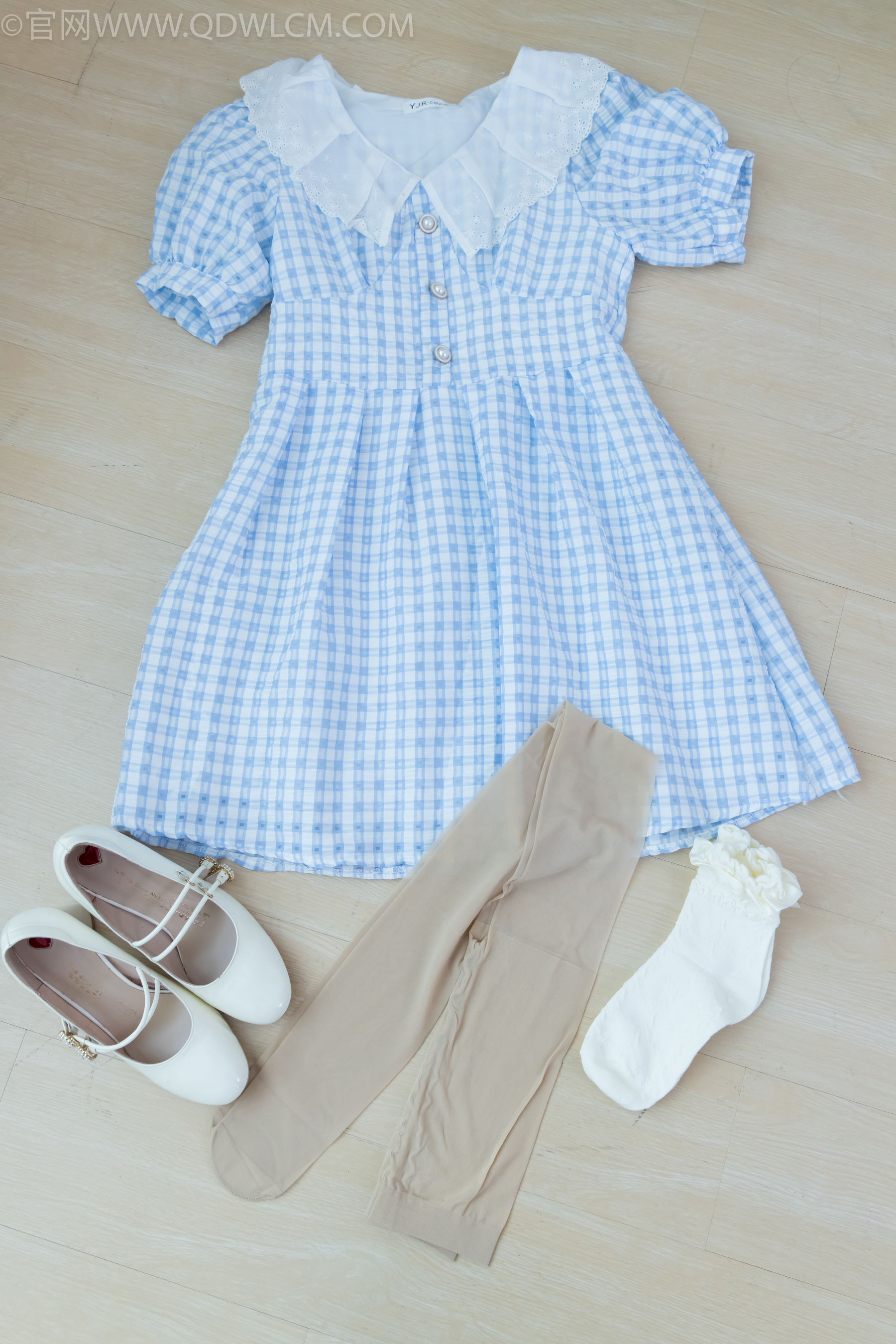 物恋传媒 No.2261 小影 -高跟鞋、白棉袜、薄肉丝/(167P)