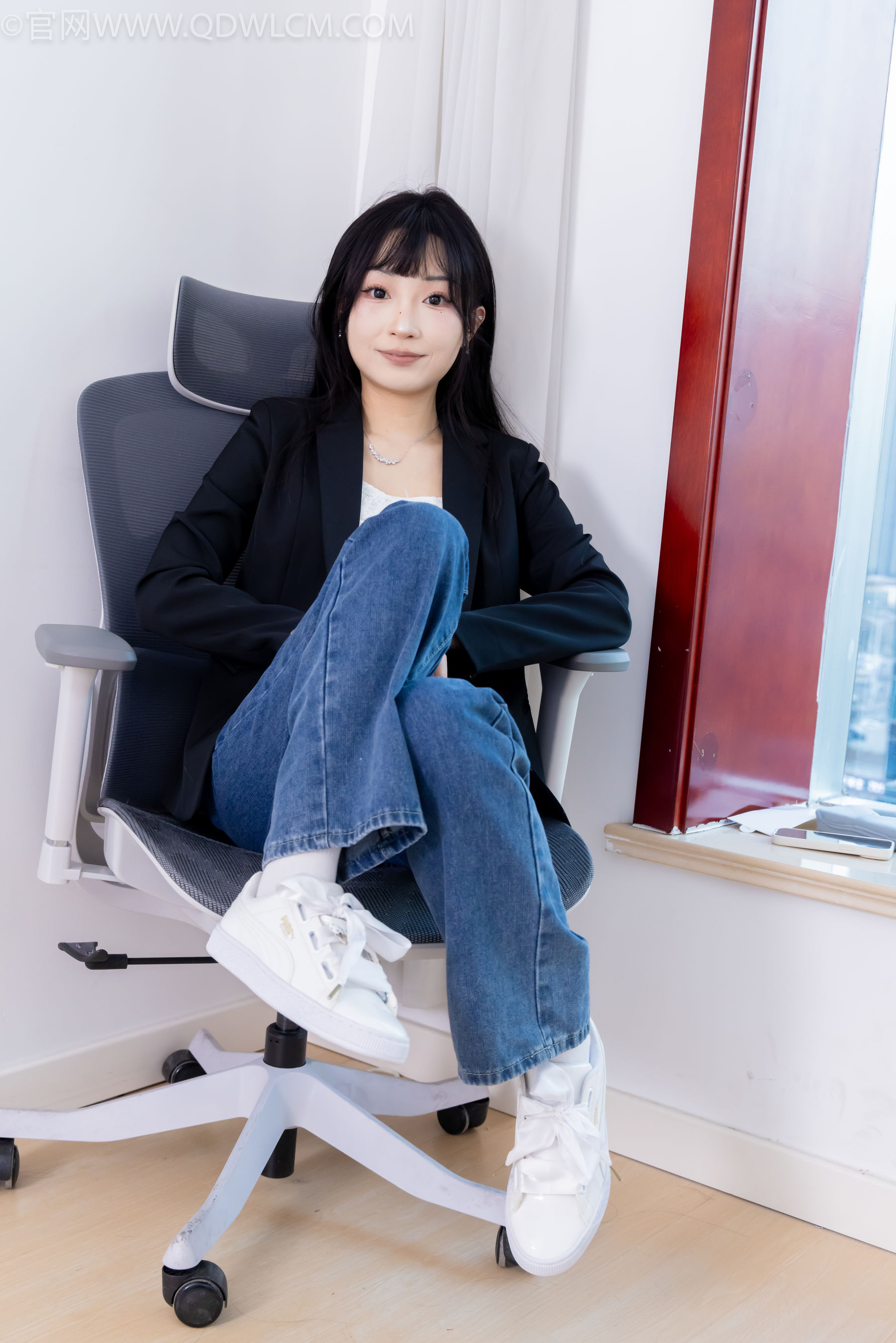 物恋传媒 No.2258 嘟嘟 -板鞋、白棉袜、裸足/(161P)