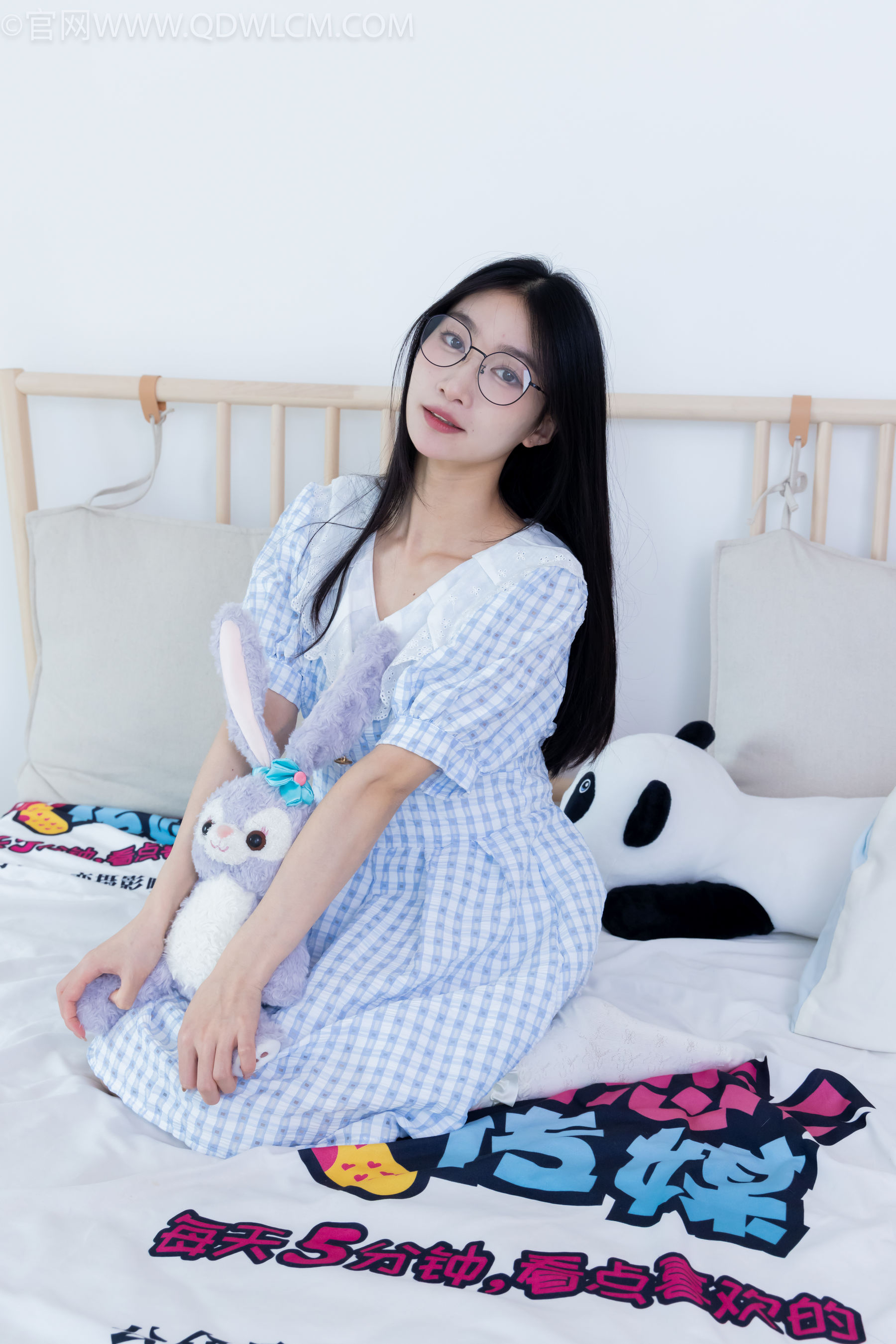 物恋传媒 No.2261 小影 -高跟鞋、白棉袜、薄肉丝/(167P)