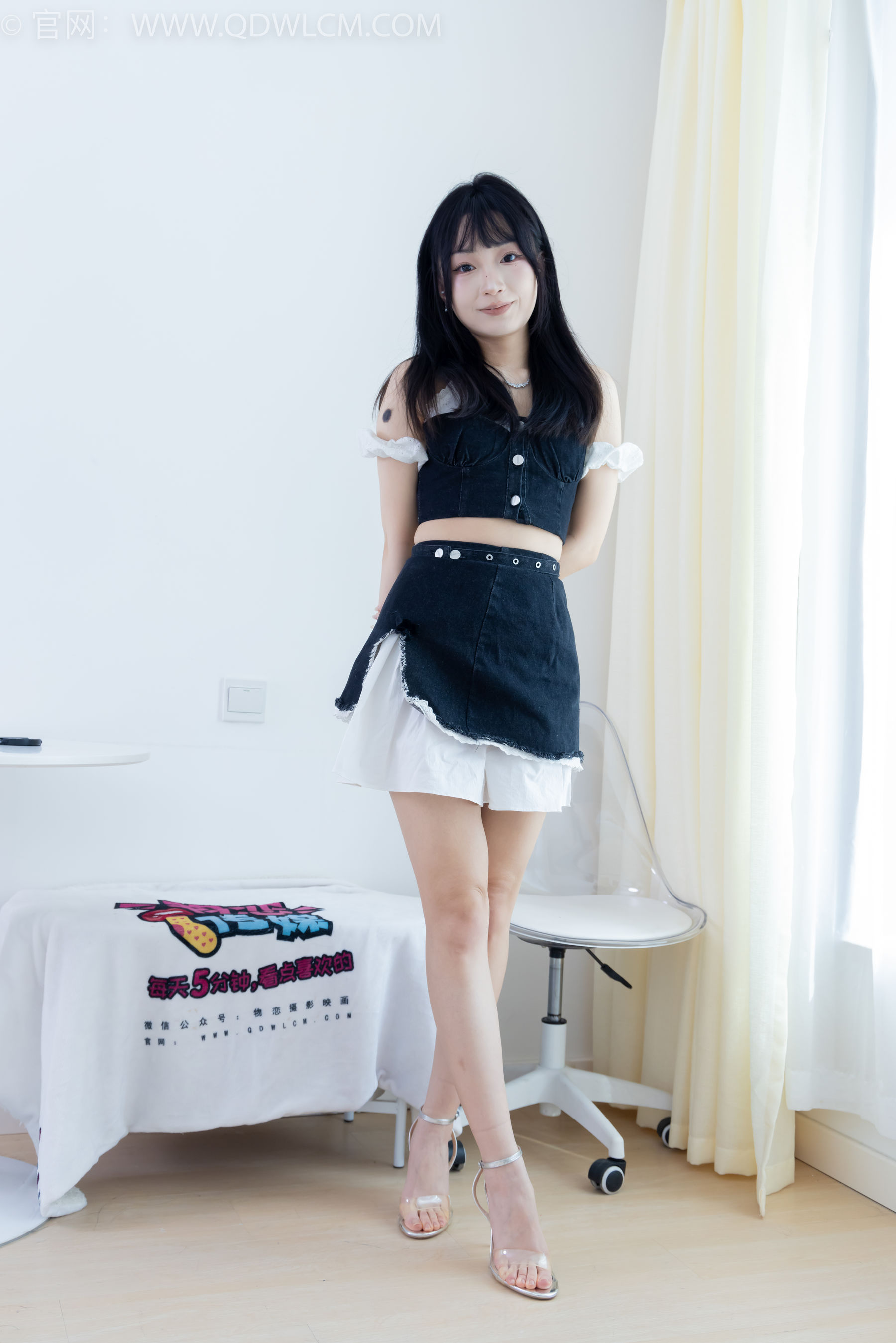 物恋传媒 No.2248 嘟嘟 -高跟凉鞋、薄黑丝、裸足/(160P)