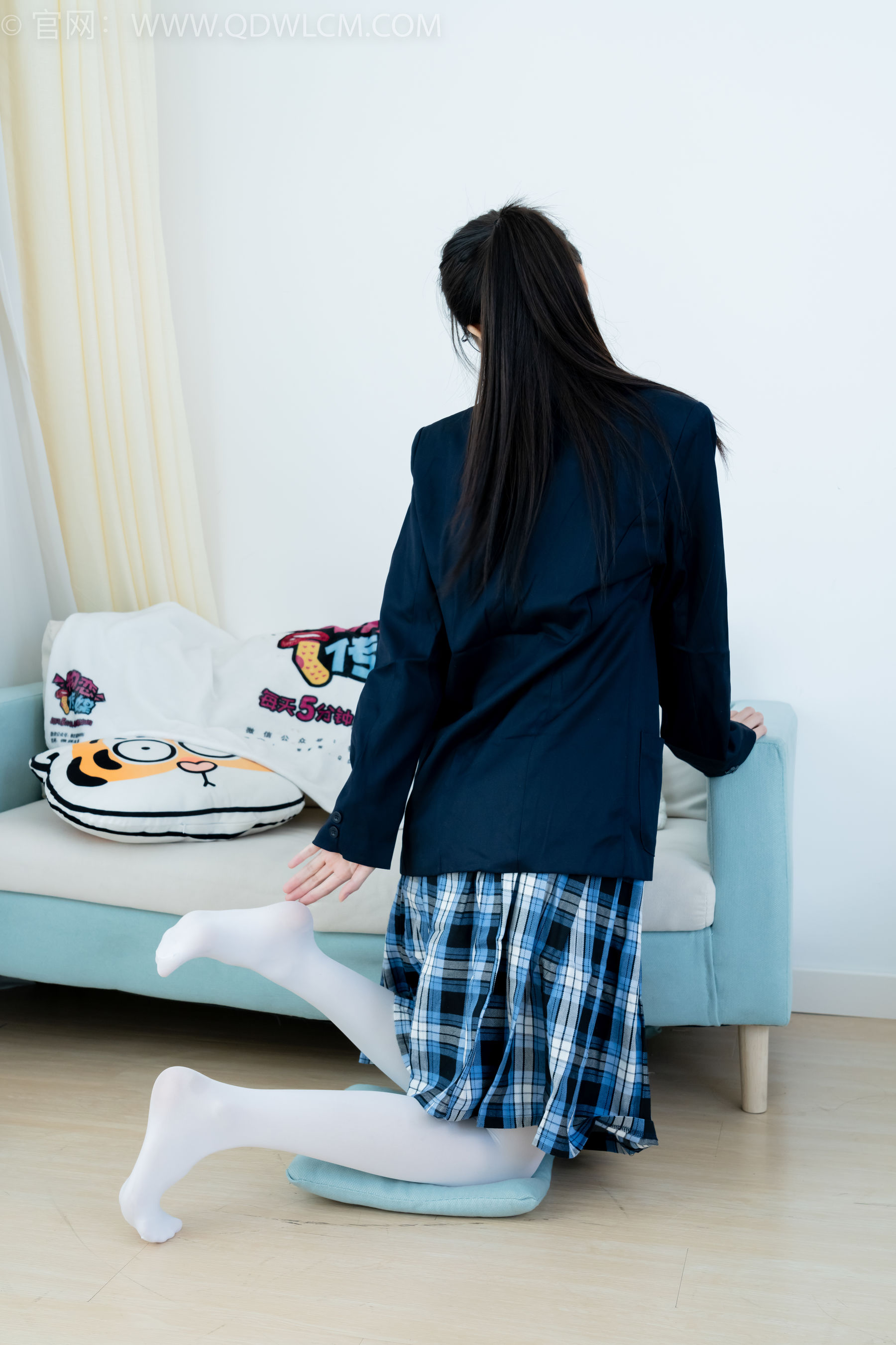 物恋传媒 No.2244 菜菜 -皮鞋、厚白丝、jk制服、皮筋绑脚老头乐挠脚剧情/(160P)