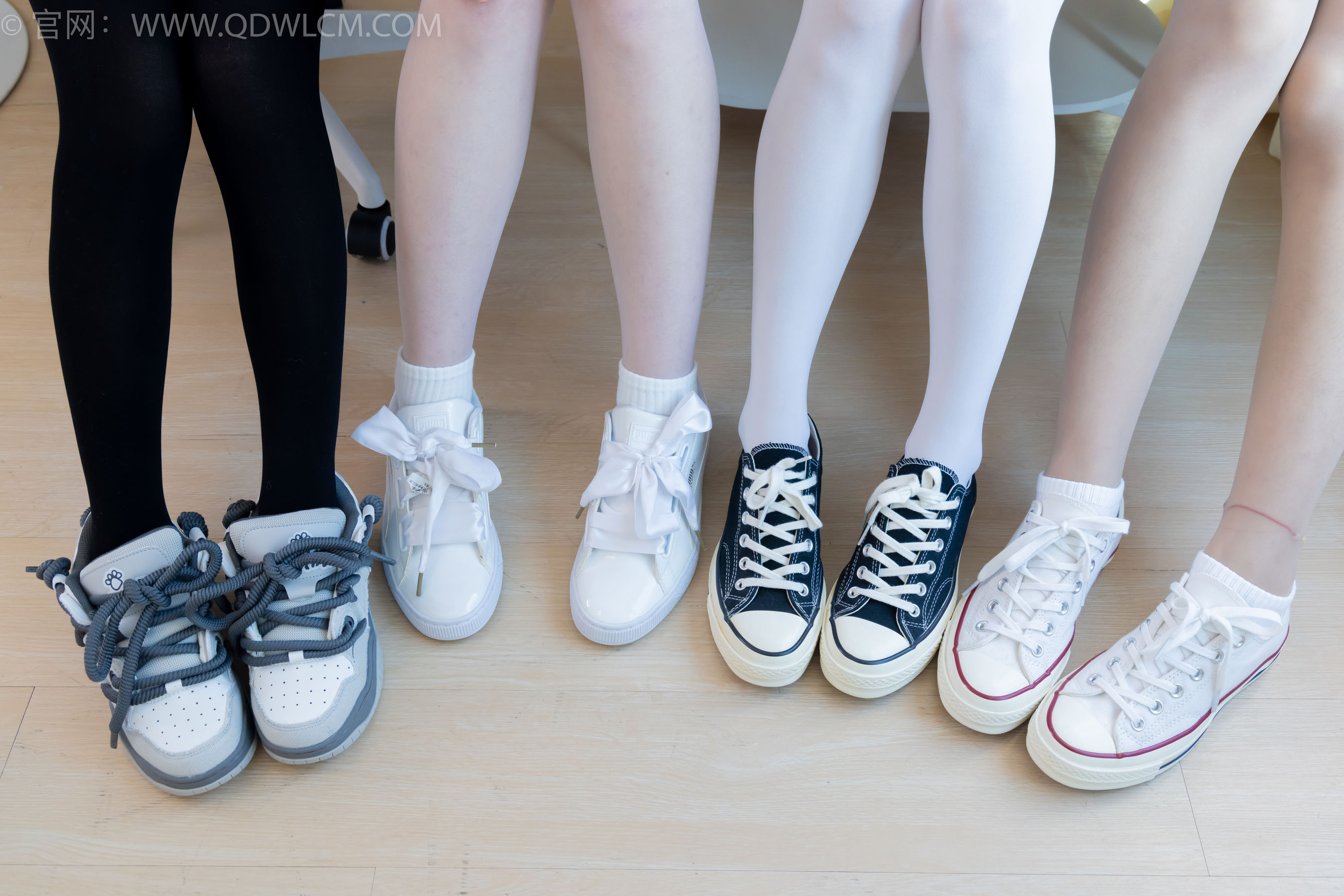 物恋传媒 No.2243 茯苓&岚岚&泡泡&米米 -新春快乐/(190P)